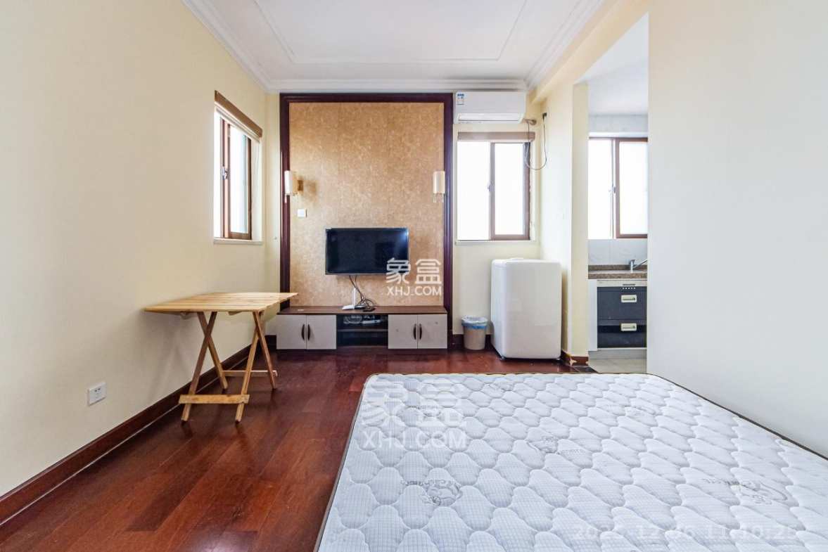 恒大御景半岛湘江苑(恒大御景半岛一期) 1室1厅1卫 1400.0元/月 恒大御景半岛湘江苑(恒大御景半岛一期) 1室1厅1卫 1400.0元/月室内图