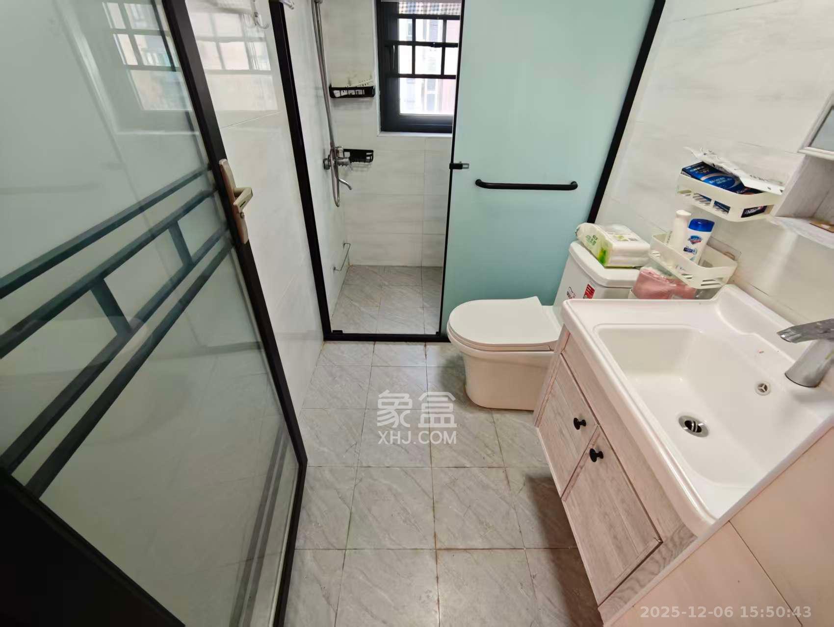 天健城 2室1厅1卫 3200.0元/月 天健城 2室1厅1卫 3200.0元/月室内图