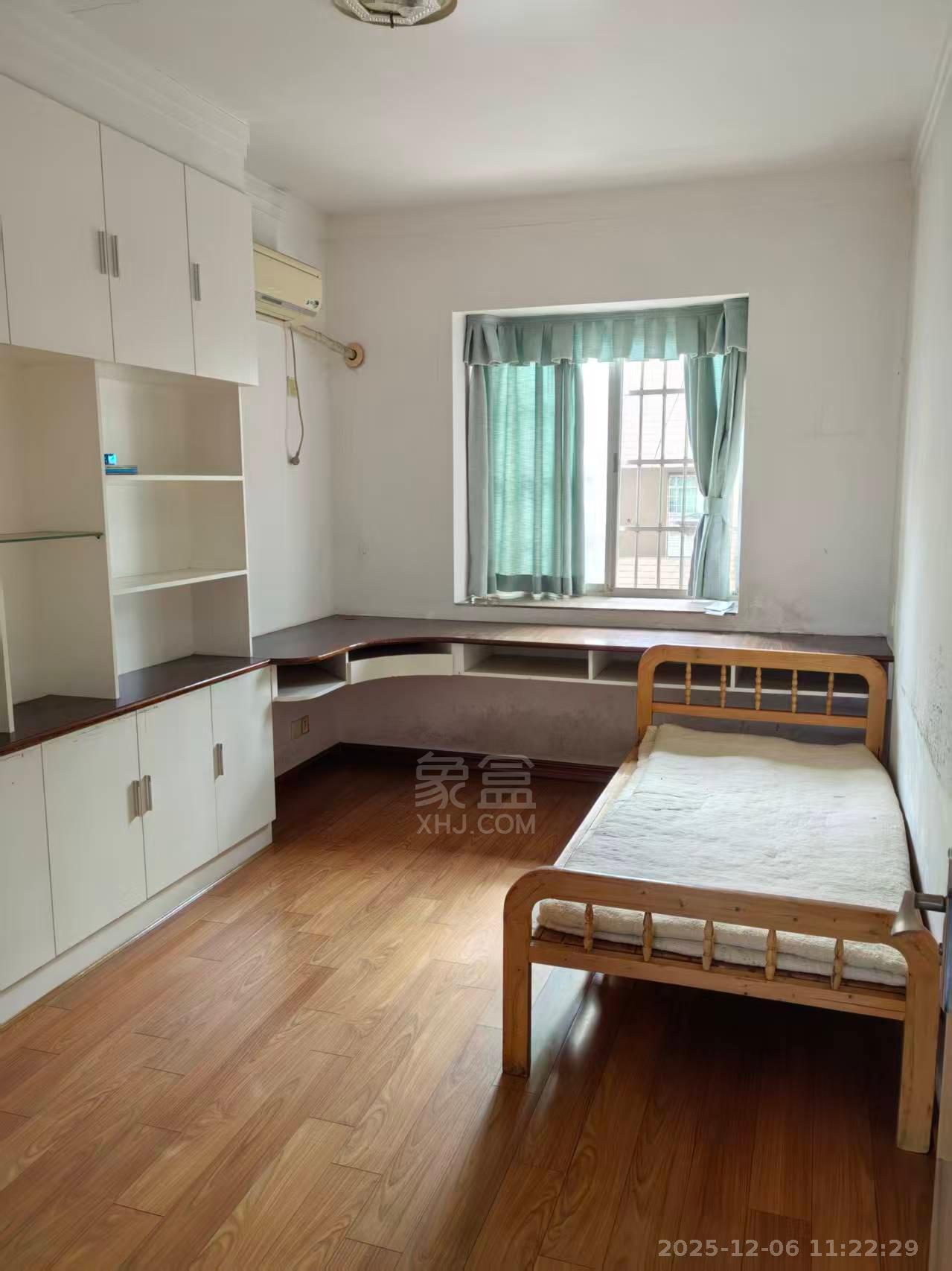 明月湖  4室2厅2卫    1500.0元/月室内图