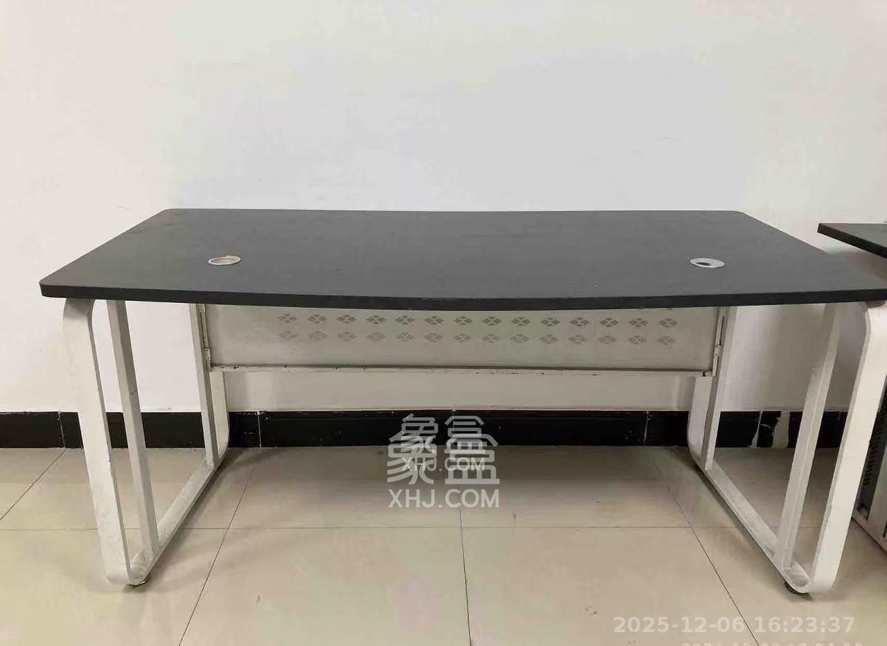 建鸿达华都（华都小户型及大华写字楼）   51.5㎡      6000.0元/月室内图