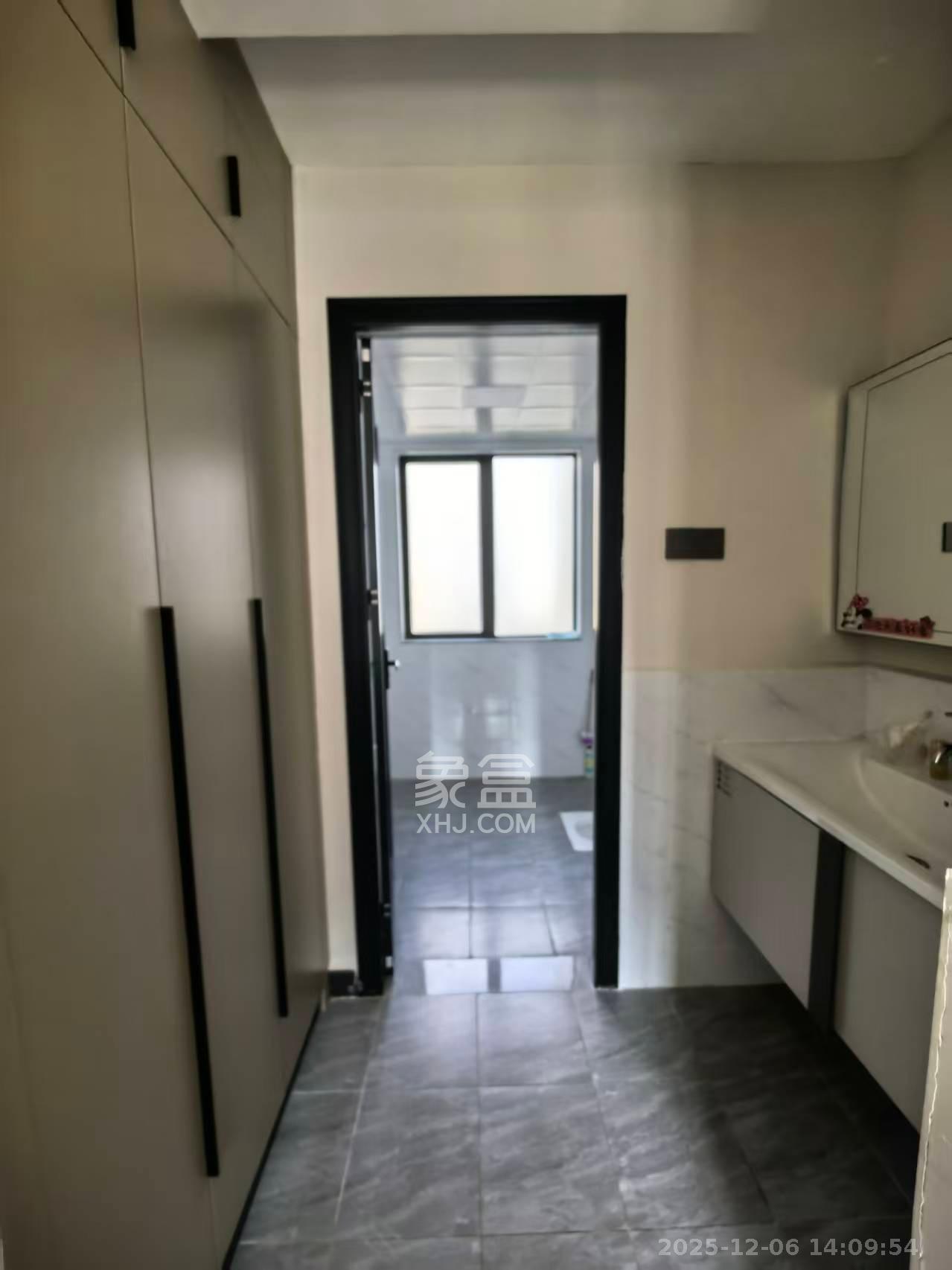 国欣向荣府 3室2厅2卫 3200.0元/月 国欣向荣府 3室2厅2卫 3200.0元/月室内图