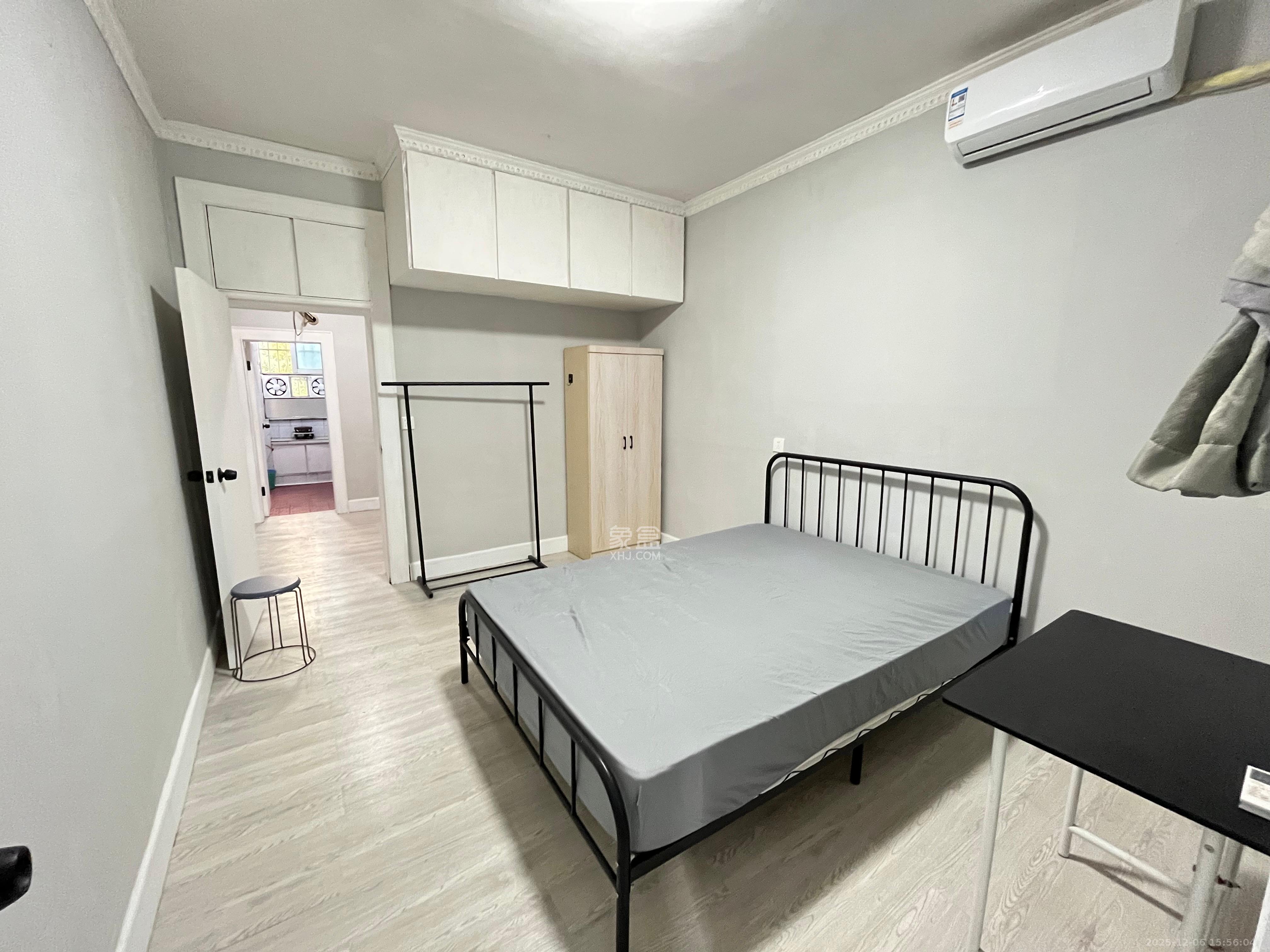 牛角塘社区  2室1厅1卫    2150.0元/月室内图