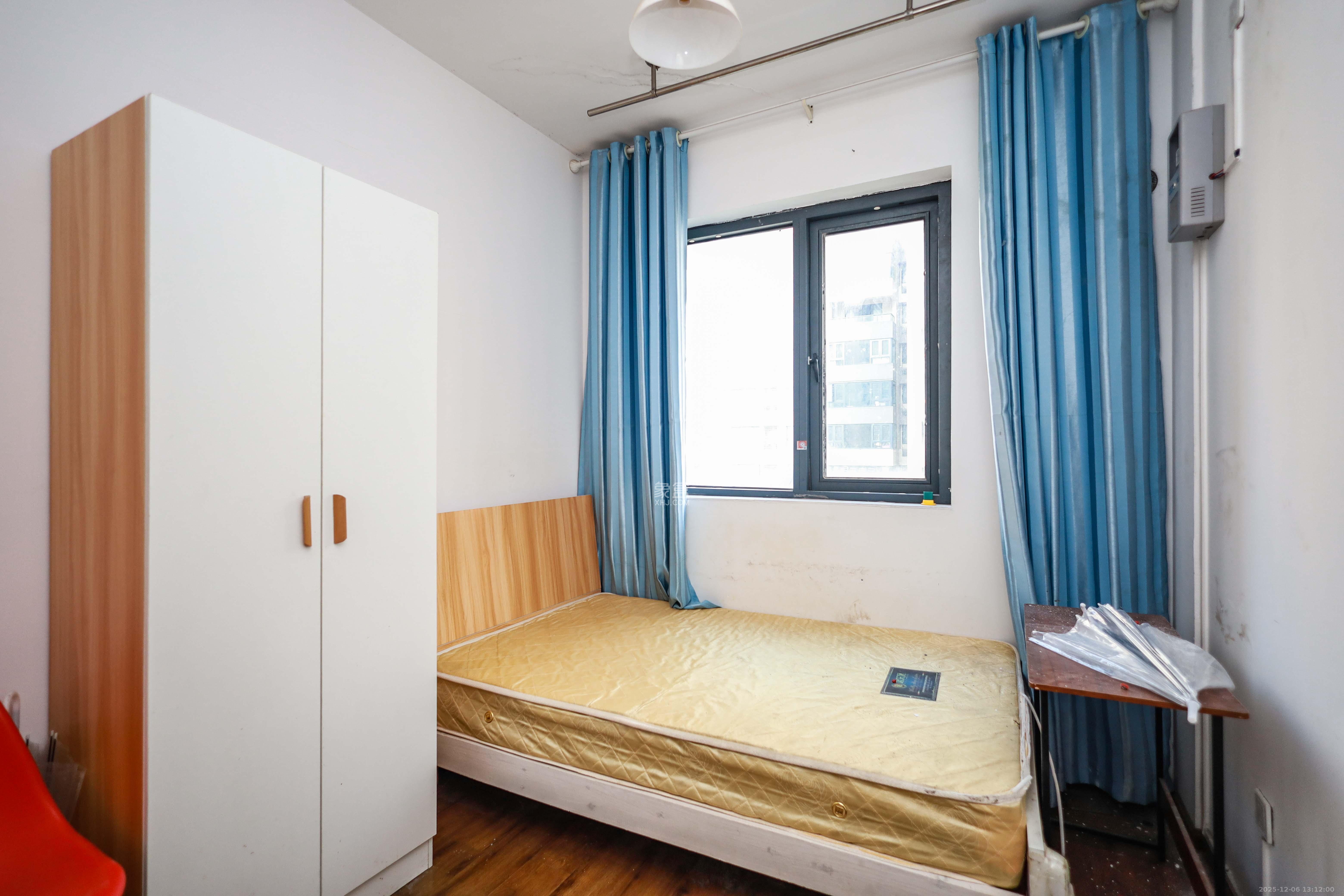 长房云时代 4室2厅2卫 132.8万 长房云时代 4室2厅2卫 132.8万卧室