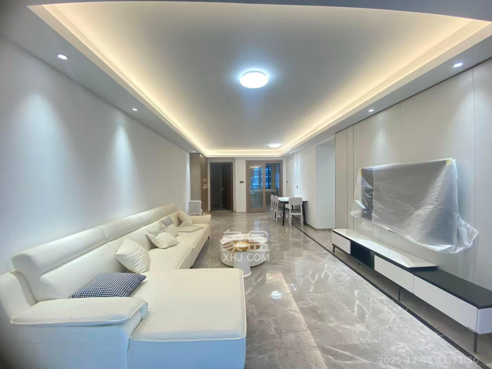 旭辉雨花郡  3室2厅1卫    4299.0元/月