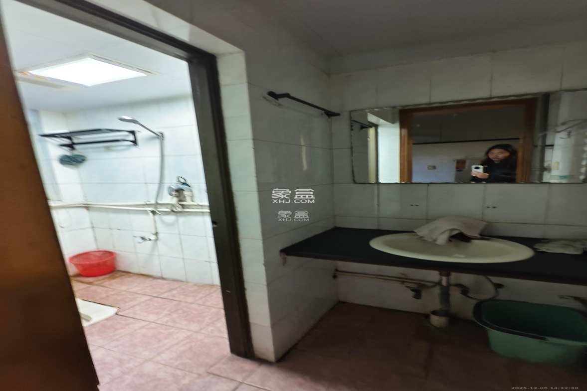 红花坡恒生制药厂宿舍 2室1厅1卫 1500.0元/月 红花坡恒生制药厂宿舍 2室1厅1卫 1500.0元/月室内图