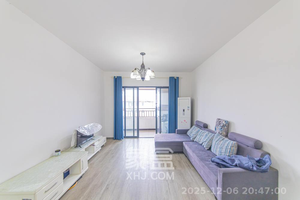 中建芙蓉嘉苑  3室2厅2卫    2300.0元/月