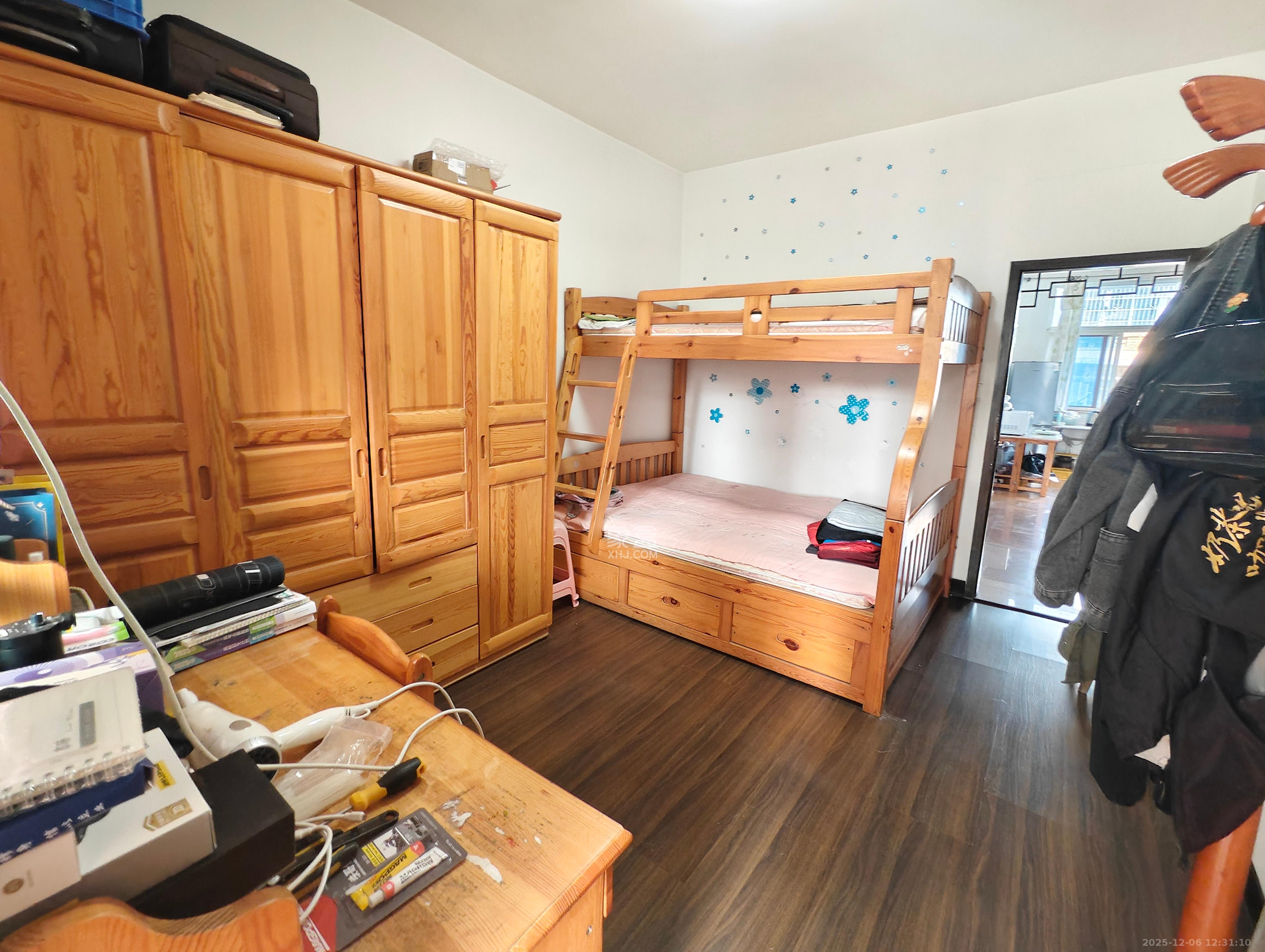 化工宿舍 2室1厅1卫 2000.0元/月 化工宿舍 2室1厅1卫 2000.0元/月室内图