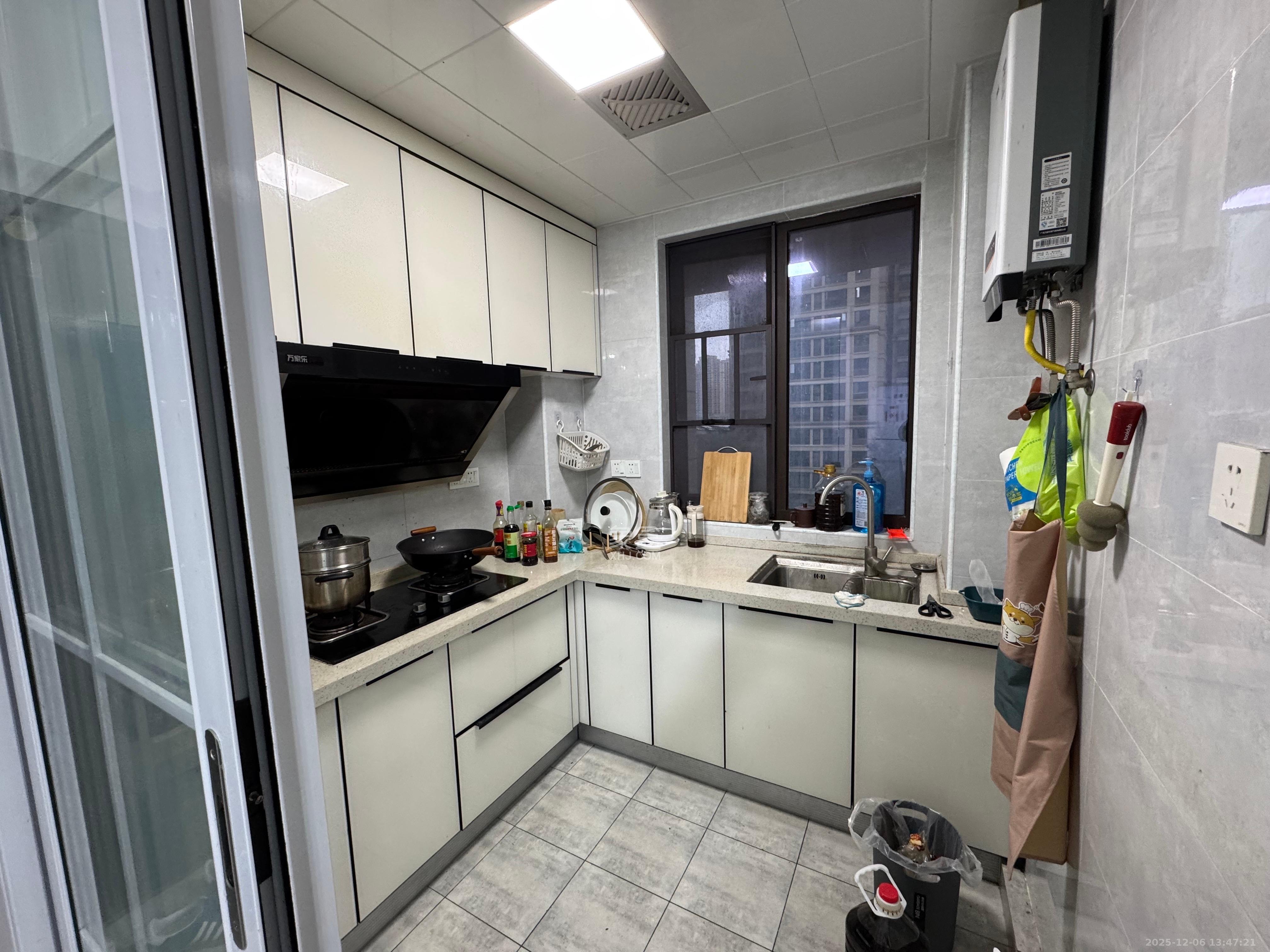 保利西海岸B区 3室2厅1卫 1200.0元/月 保利西海岸B区 3室2厅1卫 1200.0元/月室内图