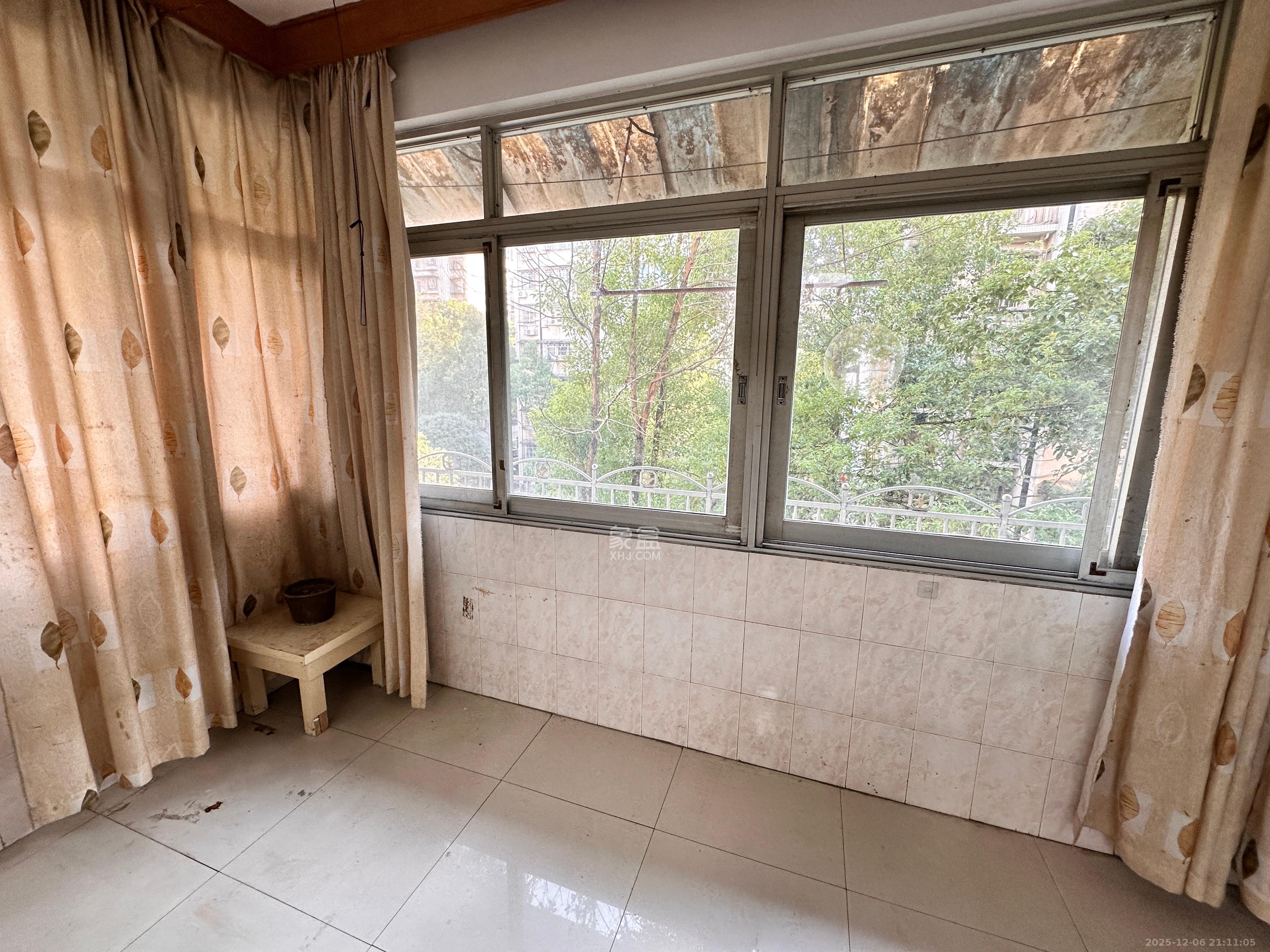 杏林小区 2室2厅1卫 2000.0元/月 杏林小区 2室2厅1卫 2000.0元/月室内图