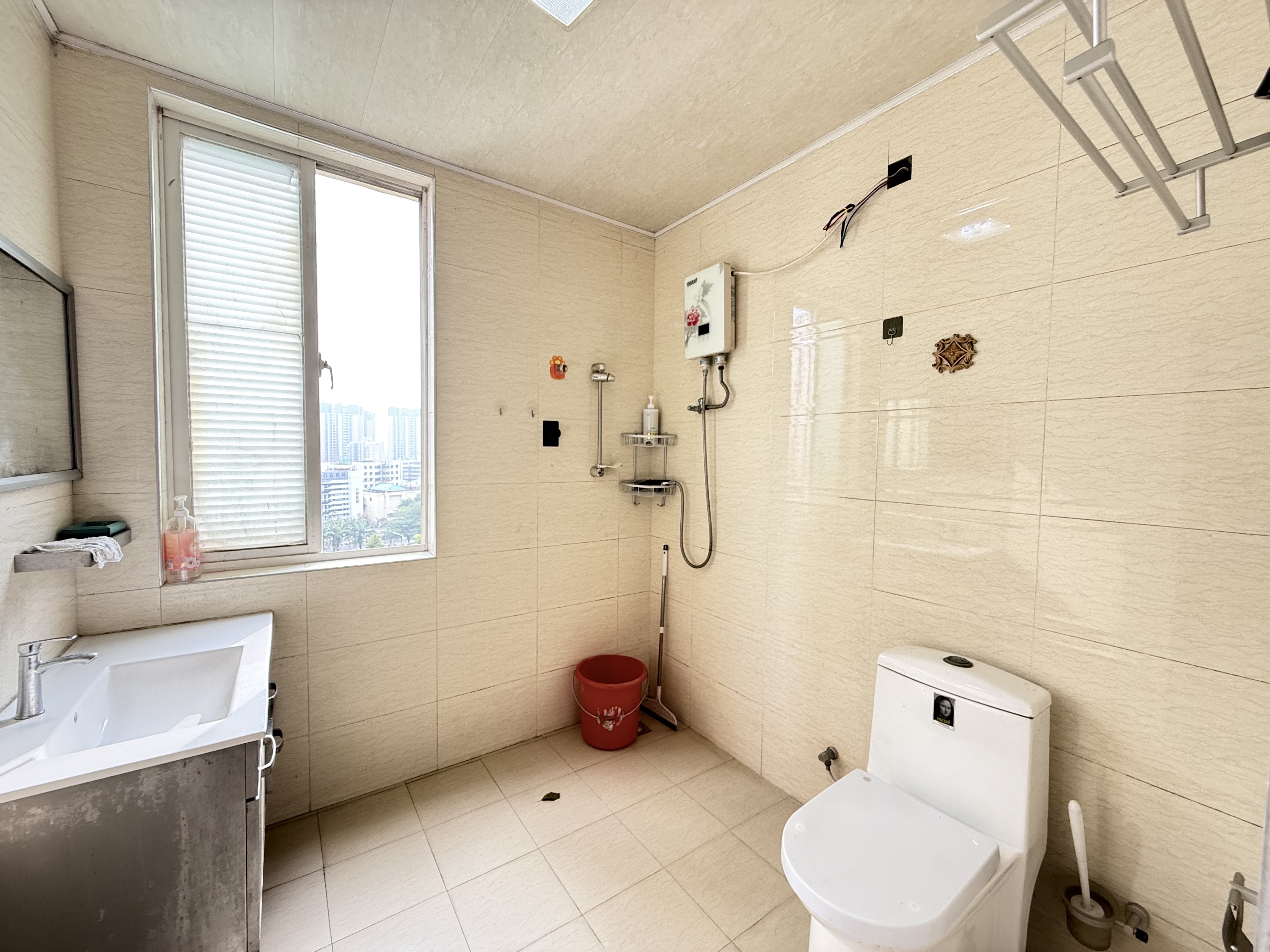 耀江花园 1室2厅1卫 2200.0元/月 耀江花园 1室2厅1卫 2200.0元/月室内图