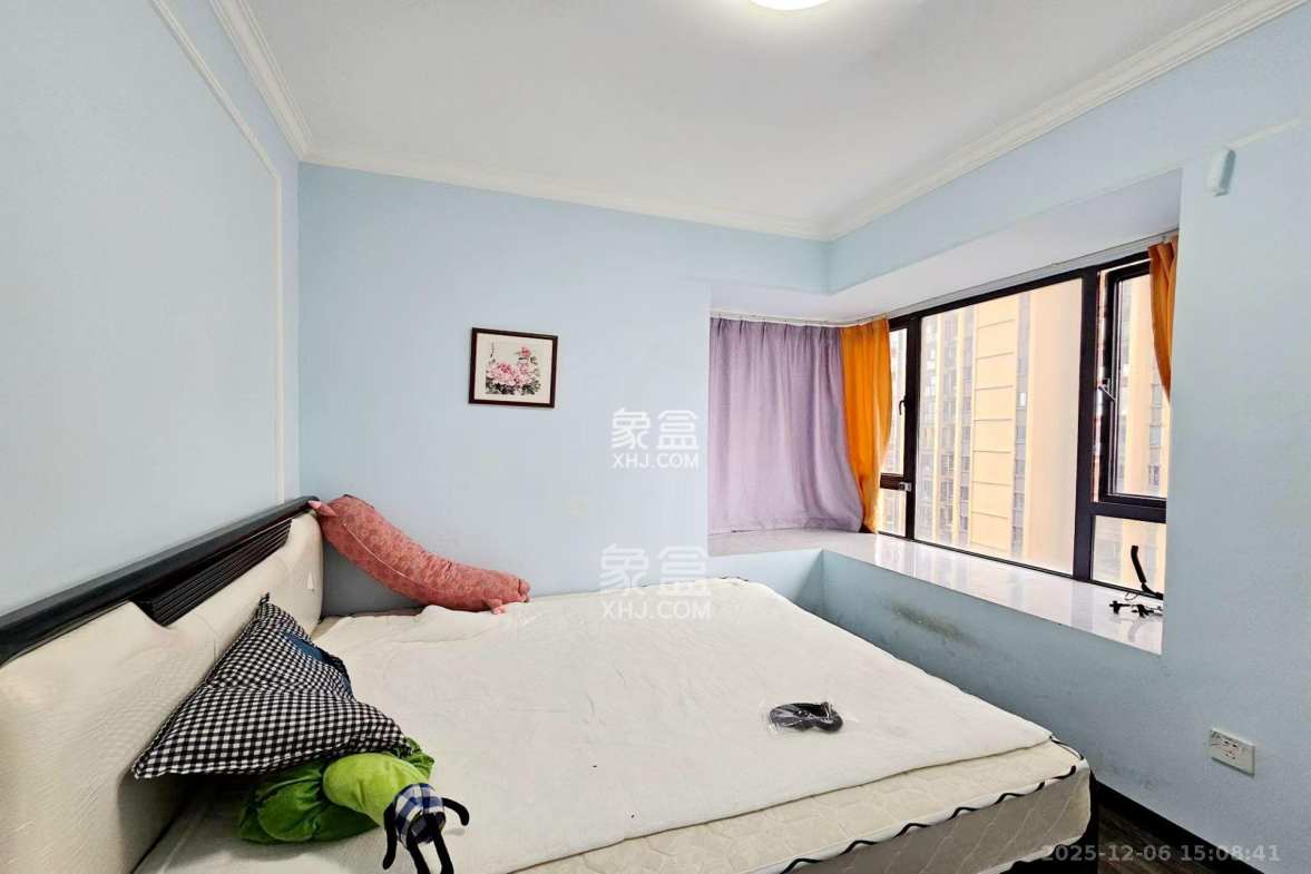 新城新世界四期柏樾 4室2厅2卫 2800.0元/月 新城新世界四期柏樾 4室2厅2卫 2800.0元/月室内图