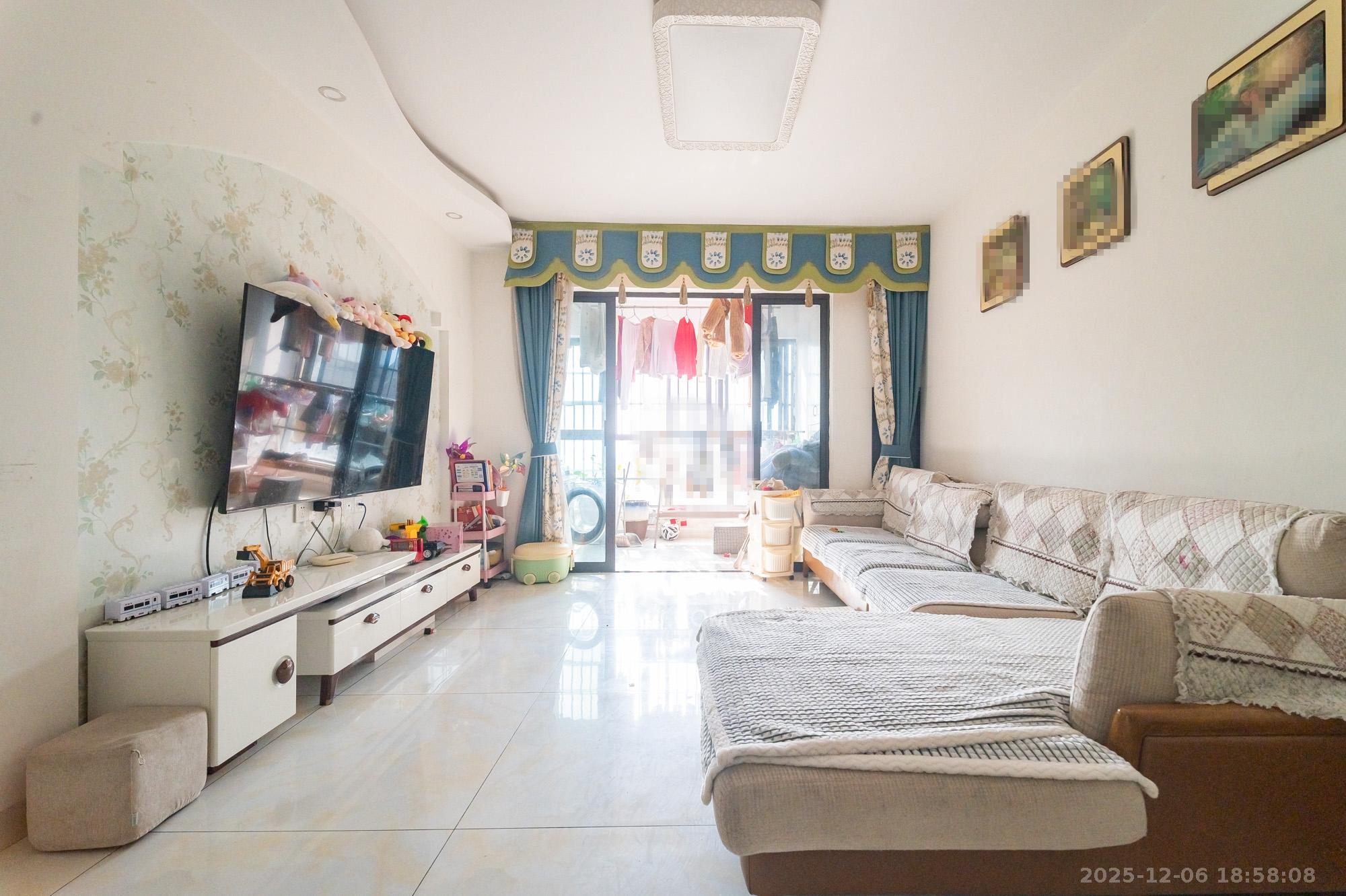 星湖湾一期高层  3室1厅1卫    66.8万