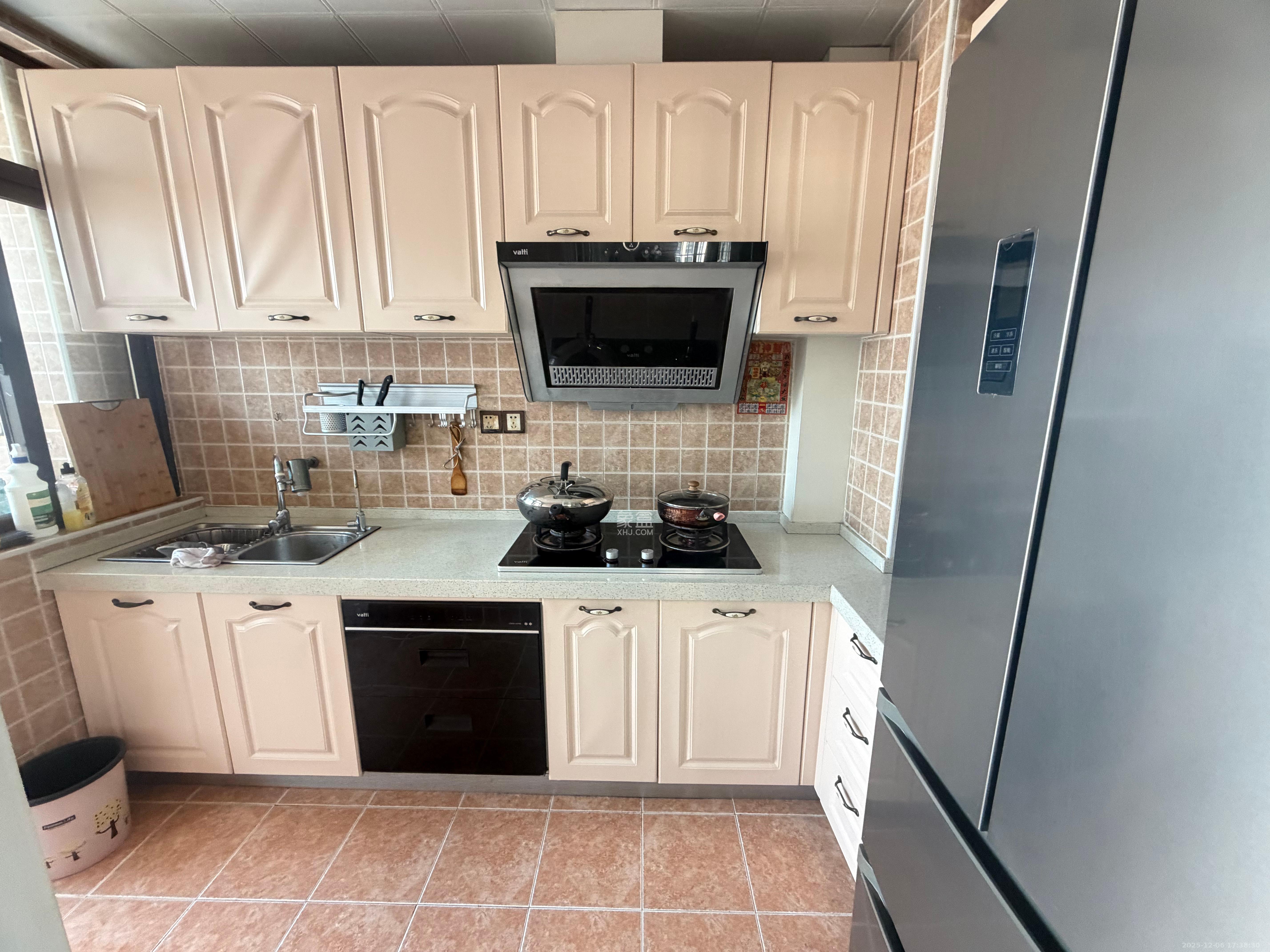 芒果天地(芒果雅苑)  2室2厅1卫    2280.0元/月室内图