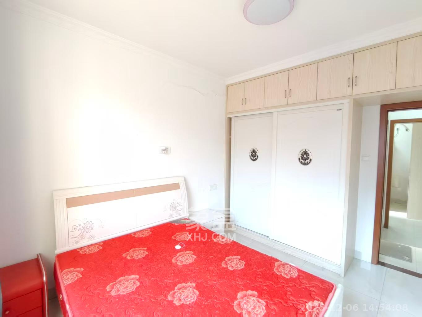 华润置地广场一期 2室1厅1卫 1800.0元/月 华润置地广场一期 2室1厅1卫 1800.0元/月室内图