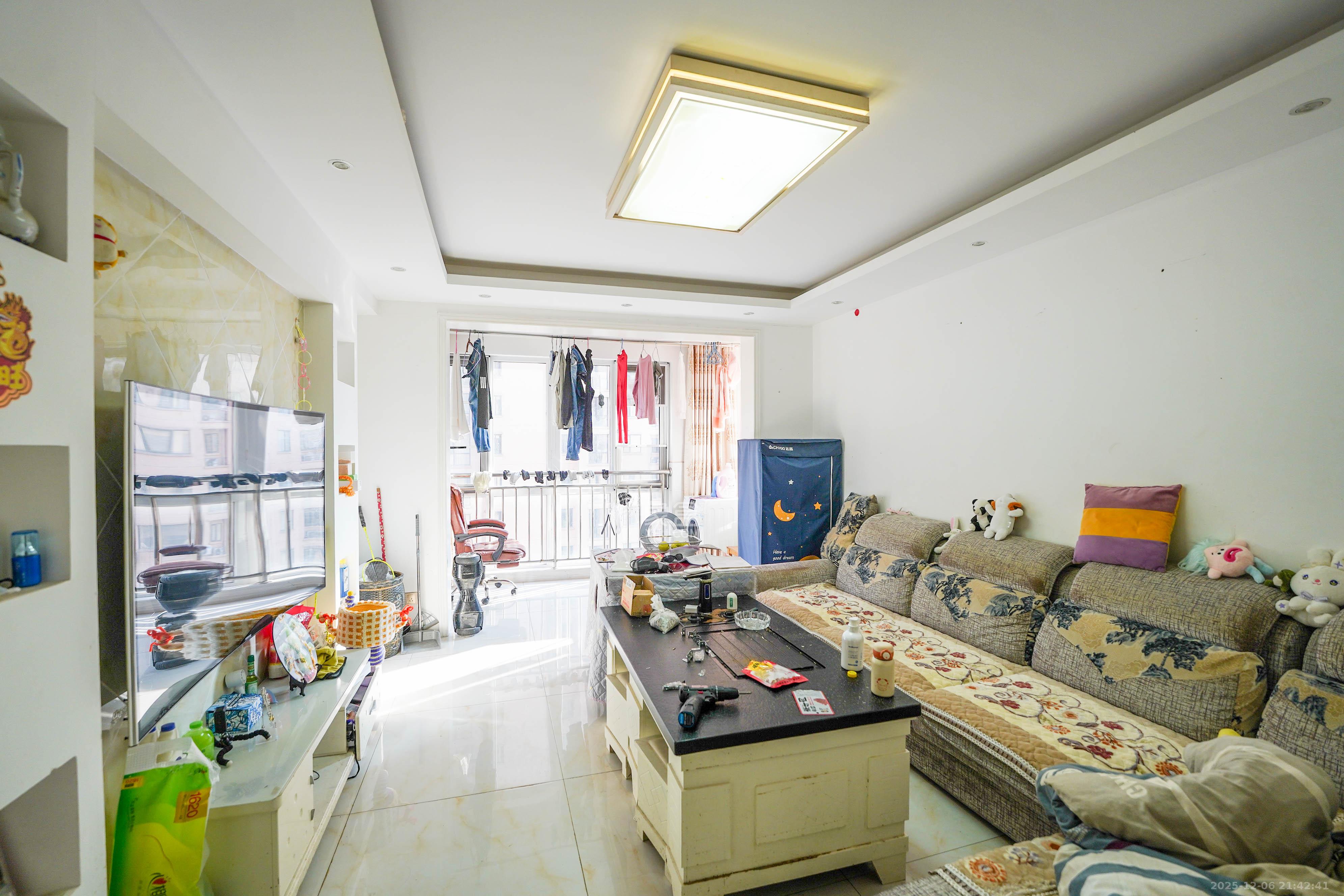 丽发新城  2室2厅1卫    49.8万