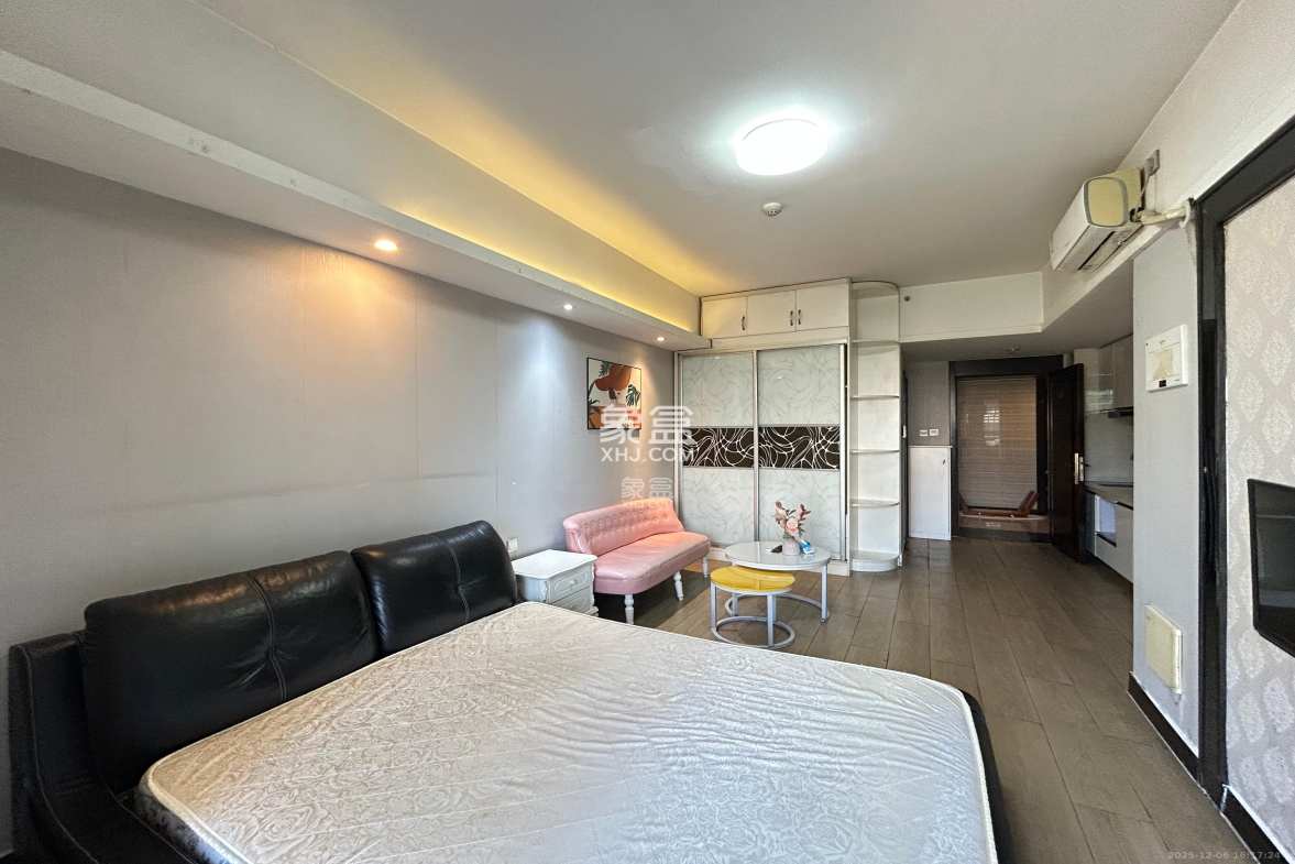 德思勤城市广场(宝格丽公寓) 1室1厅1卫 1500.0元/月 德思勤城市广场(宝格丽公寓) 1室1厅1卫 1500.0元/月室内图