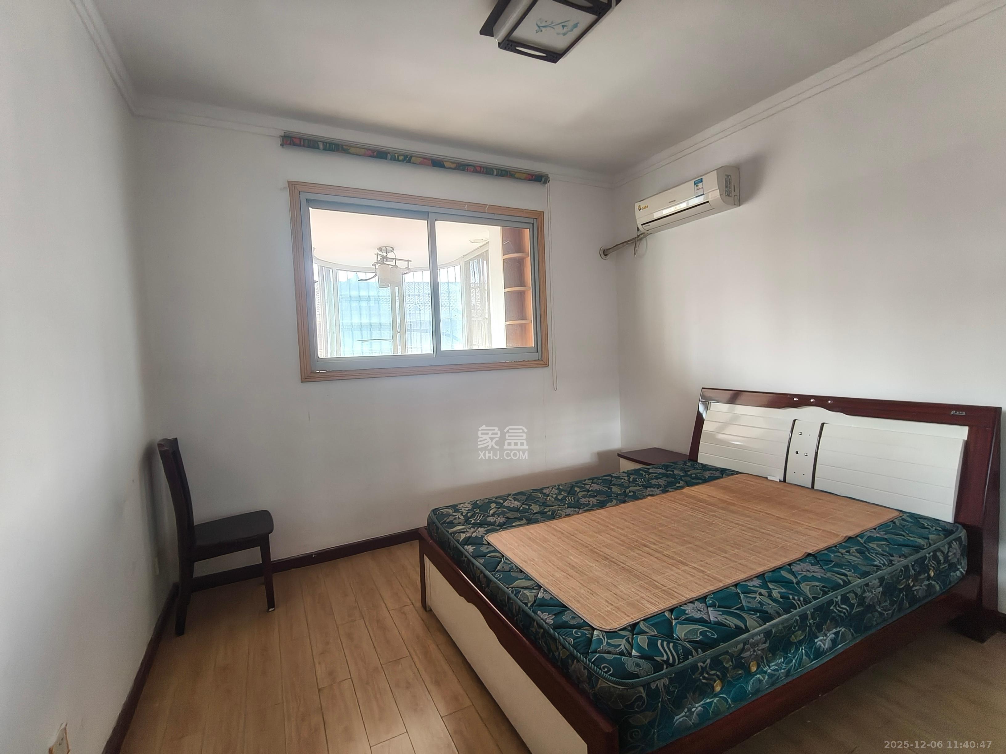 湘绣城 2室2厅1卫 1600.0元/月 湘绣城 2室2厅1卫 1600.0元/月室内图