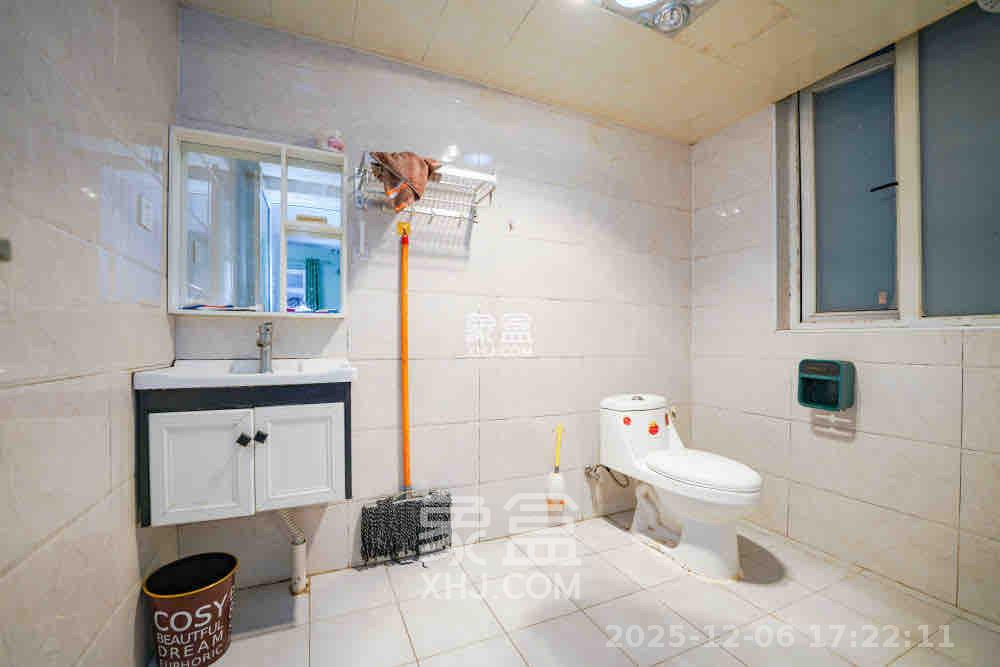 绿地新都会  1室0厅0卫    1800.0元/月室内图