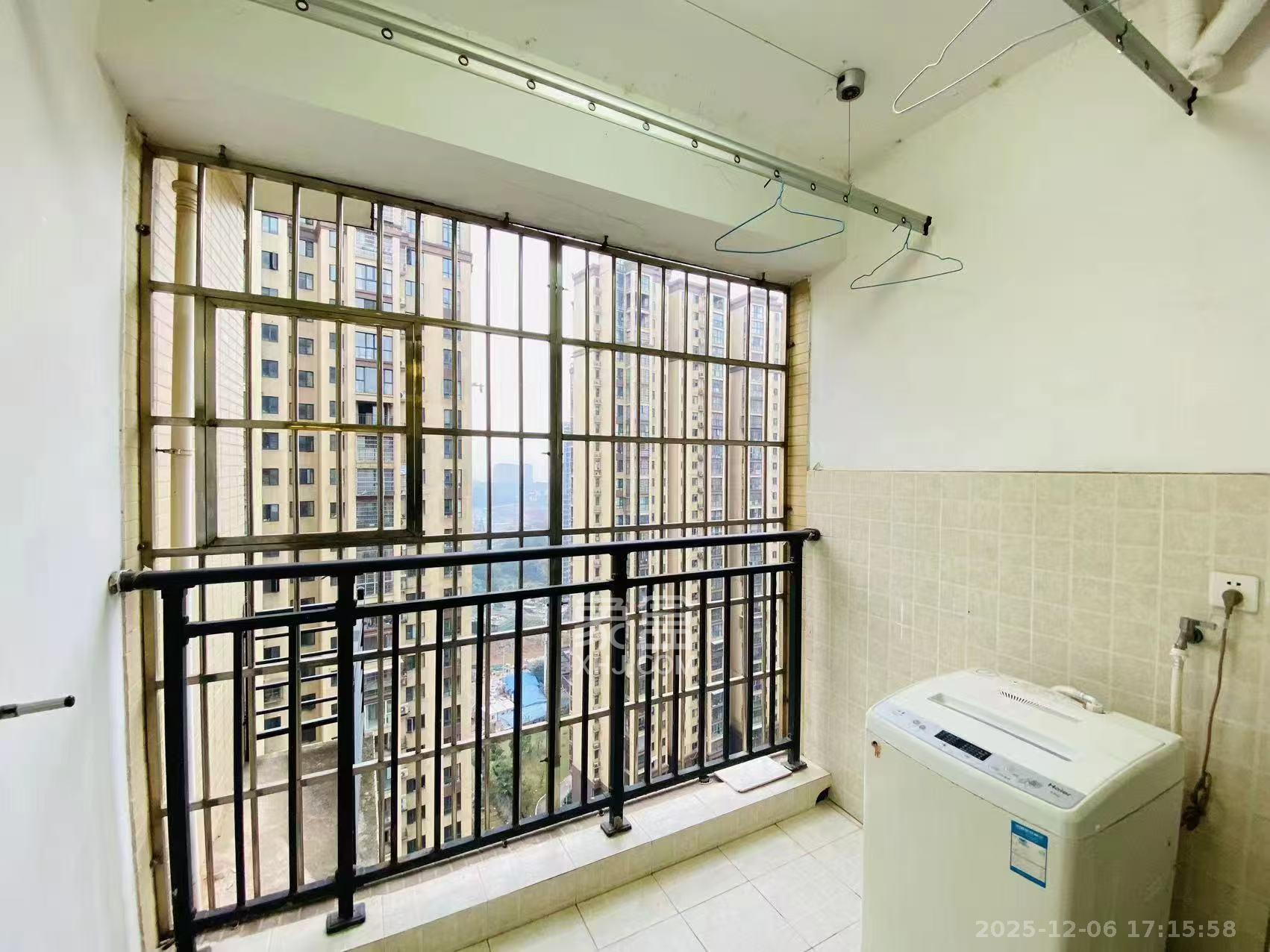 乾城(兴旺乾城) 1室2厅1卫 2200.0元/月 乾城(兴旺乾城) 1室2厅1卫 2200.0元/月室内图