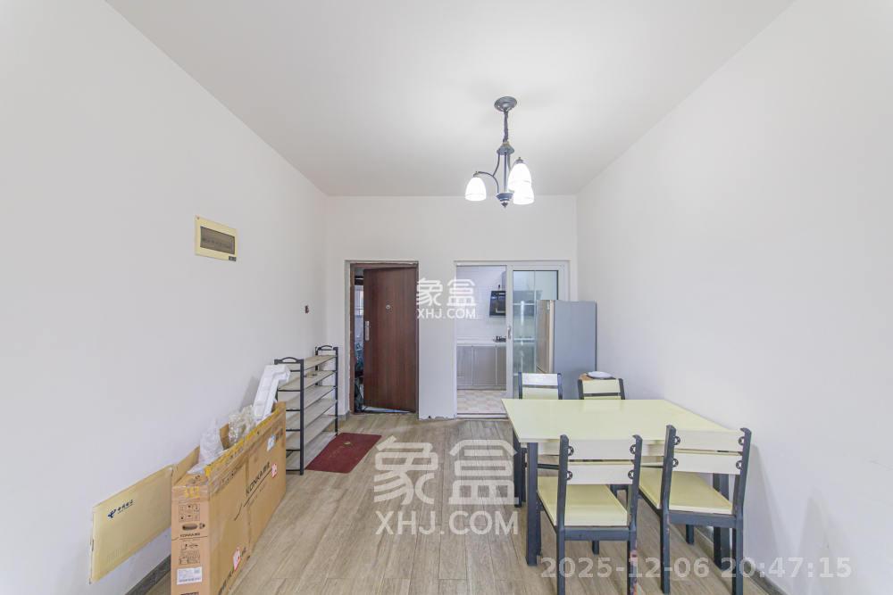 中建芙蓉嘉苑 3室2厅2卫 2300.0元/月 中建芙蓉嘉苑 3室2厅2卫 2300.0元/月室内图