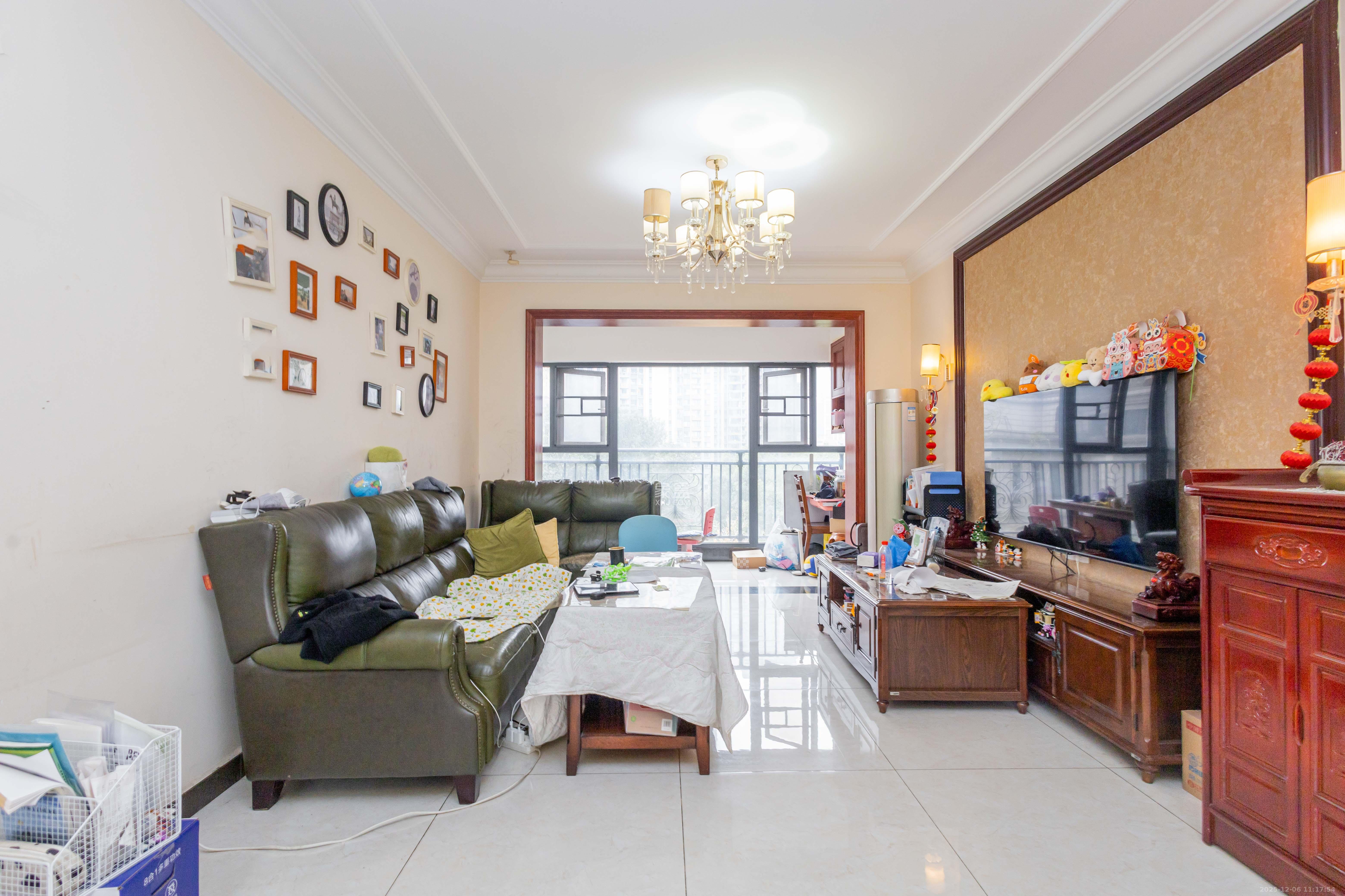 恒大江湾  3室2厅1卫    95.8万