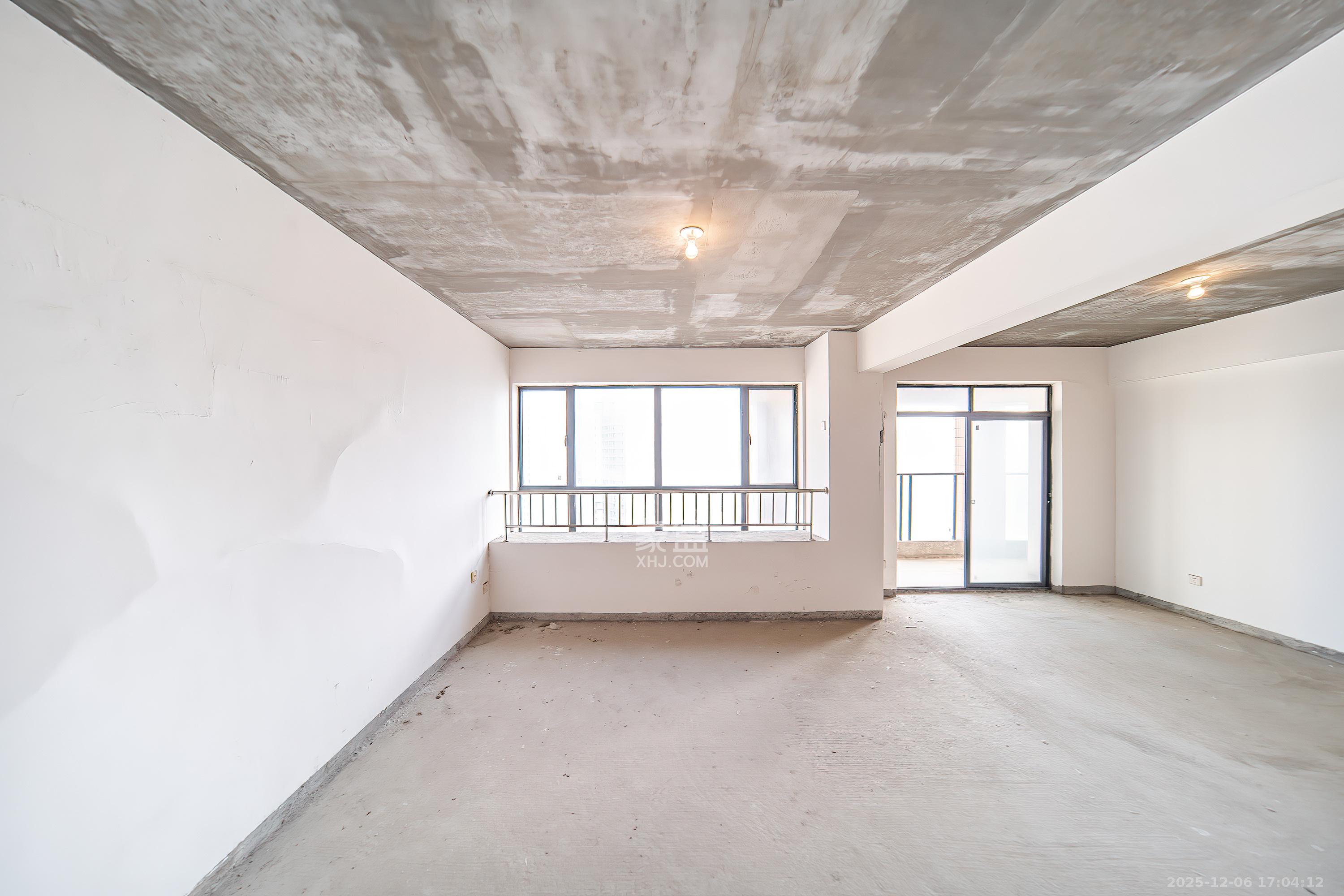 香江锦城 3室2厅2卫 145.0万 香江锦城 3室2厅2卫 145.0万卧室