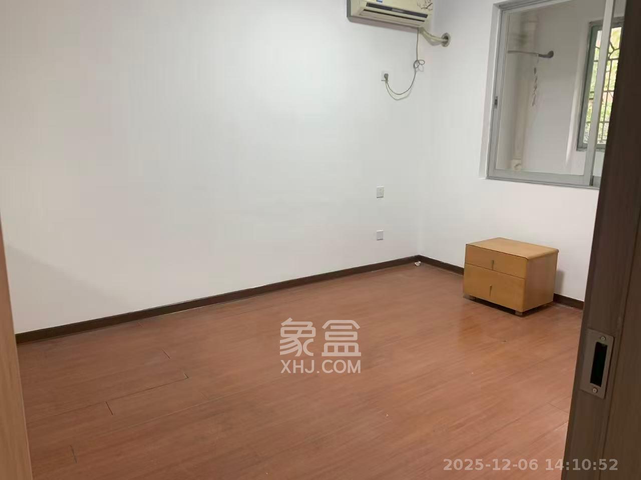 铸造厂宿舍 2室2厅1卫 1000.0元/月 铸造厂宿舍 2室2厅1卫 1000.0元/月室内图