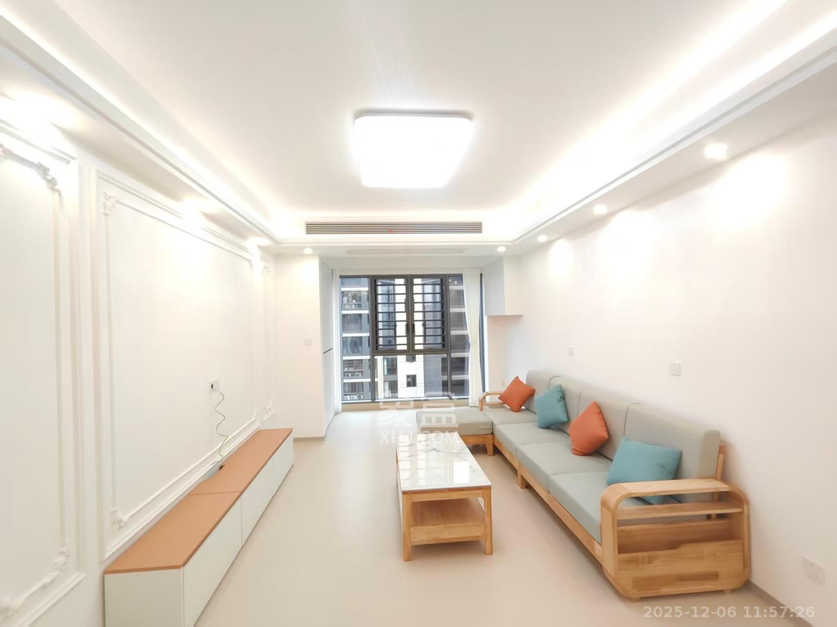 润和星河玥  3室2厅1卫    2600.0元/月