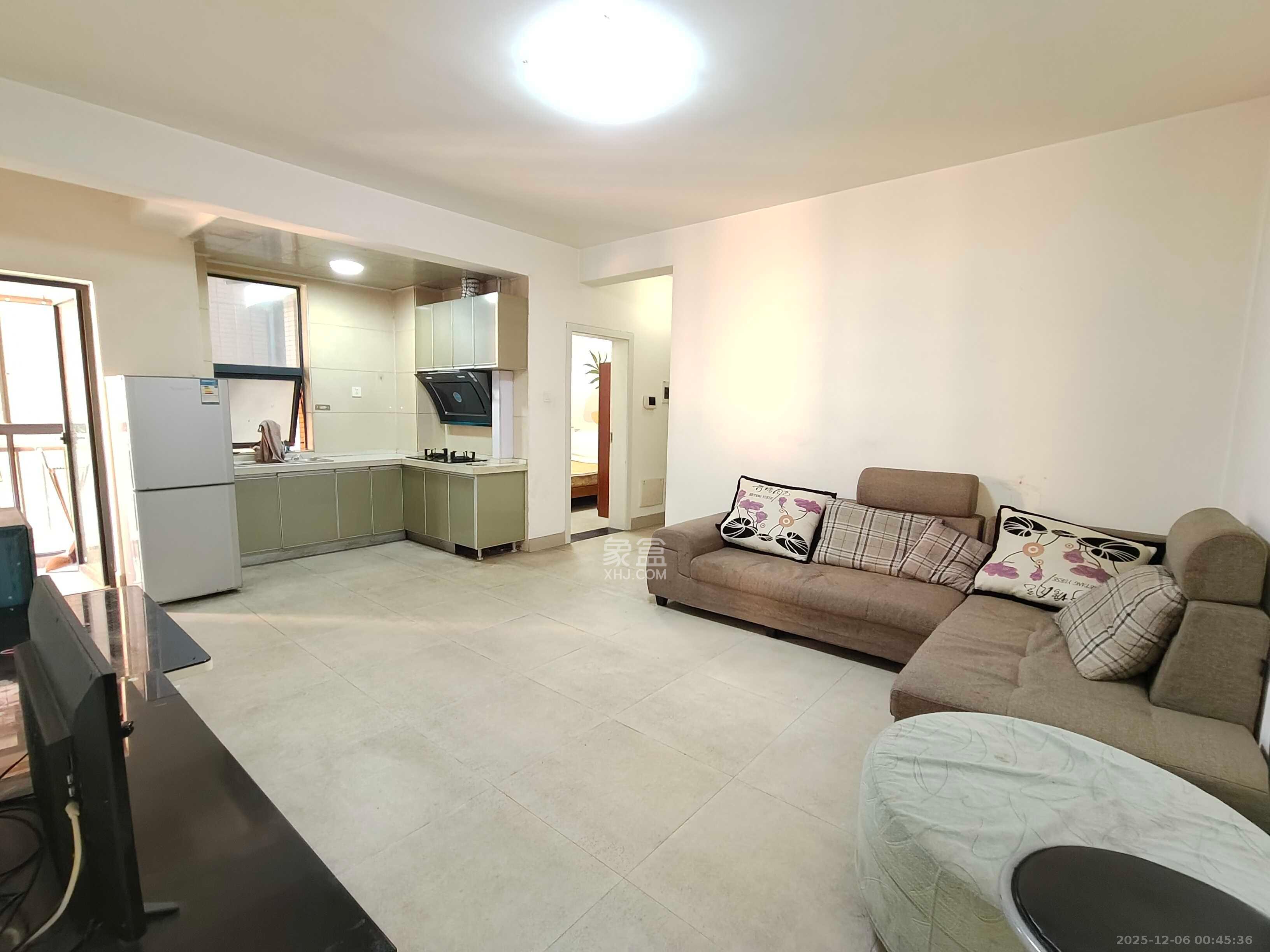 融圣国际  2室1厅1卫    2200.0元/月室内图