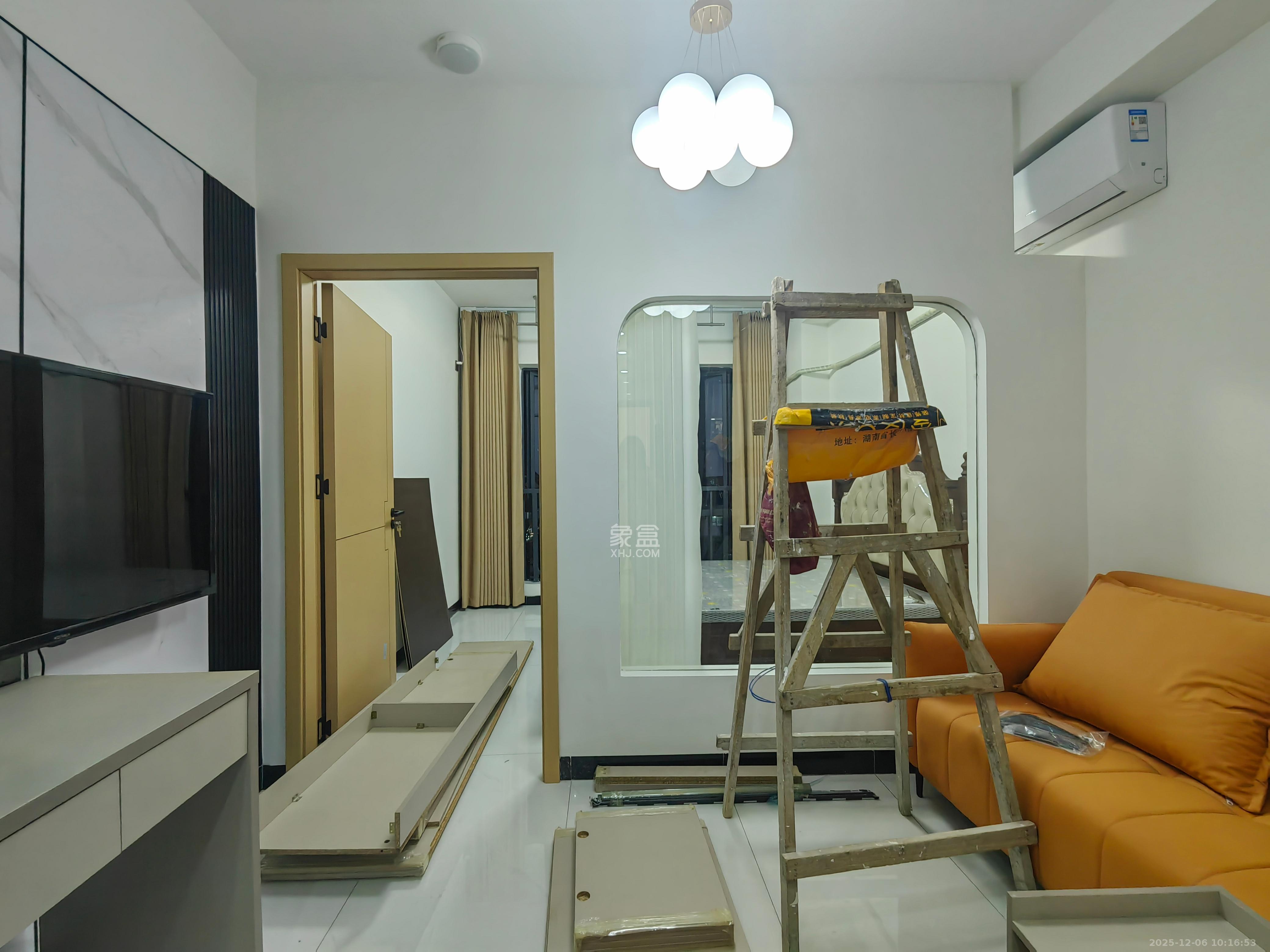 大都汇二环天际  1室1厅1卫    1800.0元/月