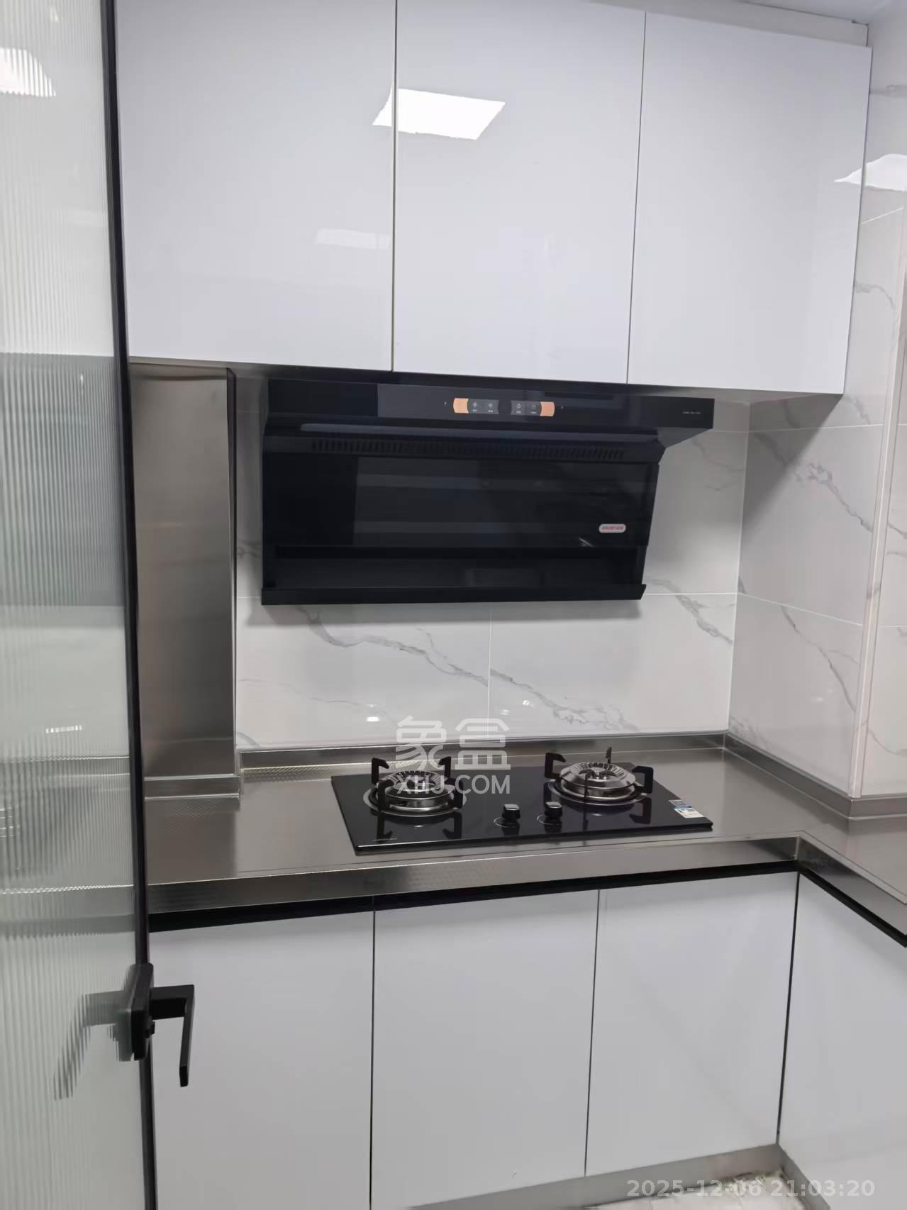 嘉雨兴园 1室1厅1卫 1700.0元/月 嘉雨兴园 1室1厅1卫 1700.0元/月室内图