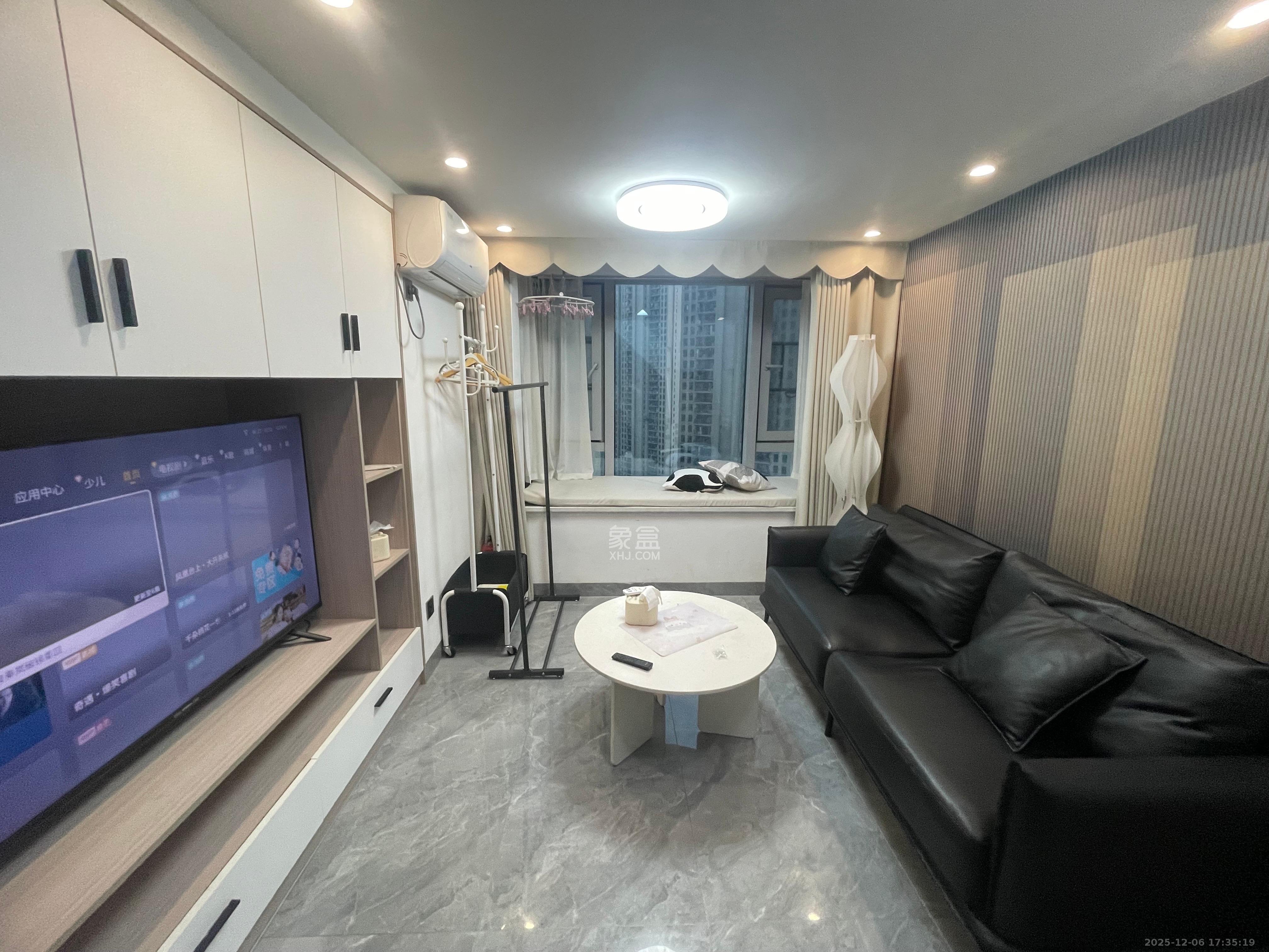 福晟翡翠湾 2室1厅1卫 2200.0元/月 福晟翡翠湾 2室1厅1卫 2200.0元/月室内图