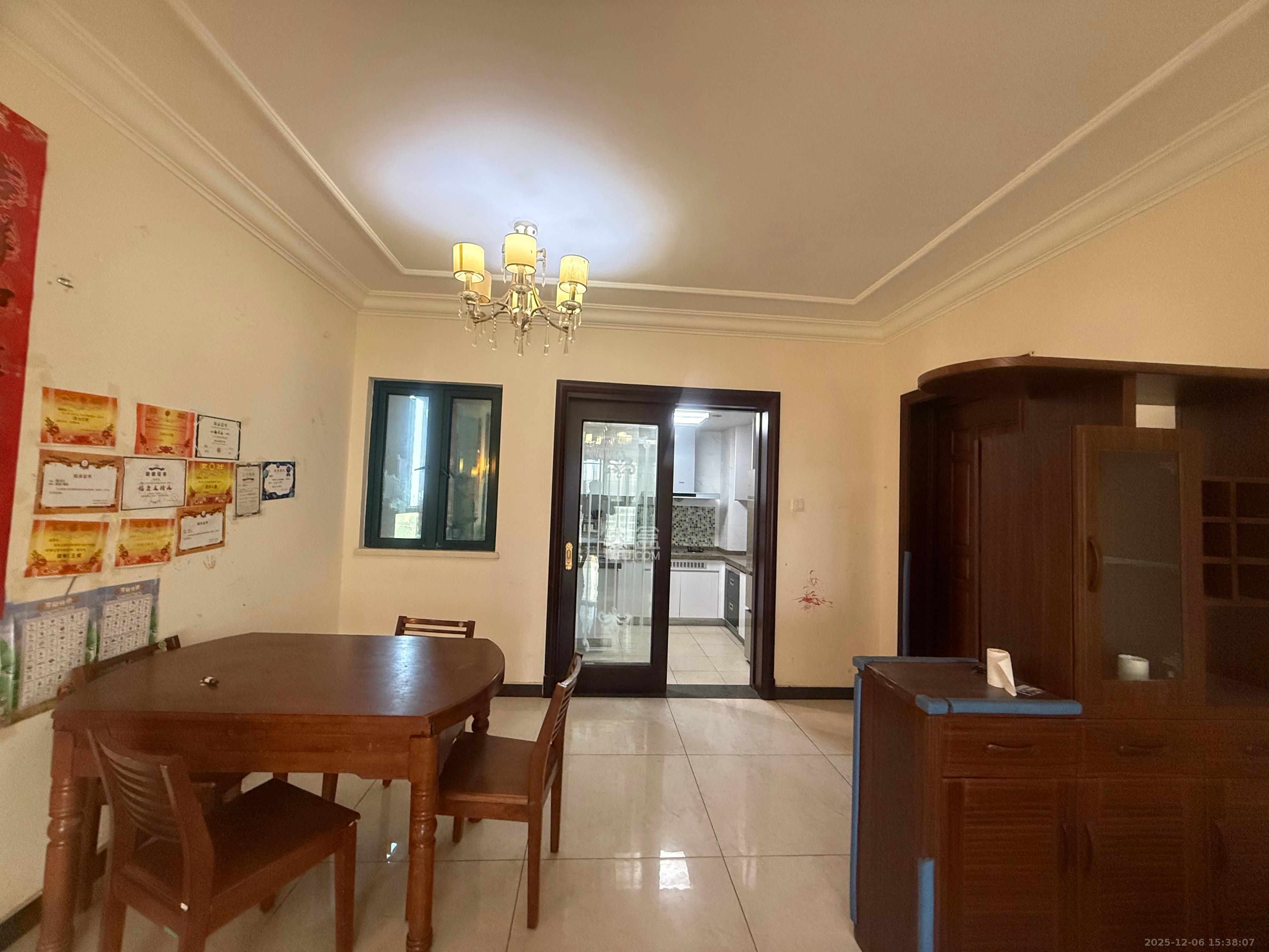 恒大雅苑 3室2厅1卫 2900.0元/月 恒大雅苑 3室2厅1卫 2900.0元/月室内图