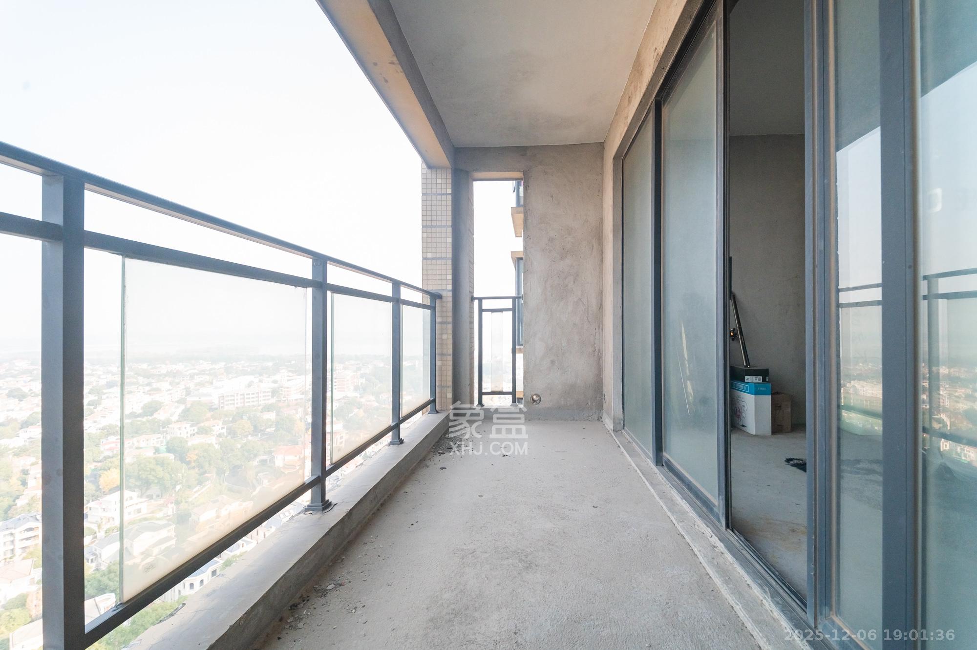 松雅湖金岸 4室2厅2卫 90.0万 松雅湖金岸 4室2厅2卫 90.0万其他