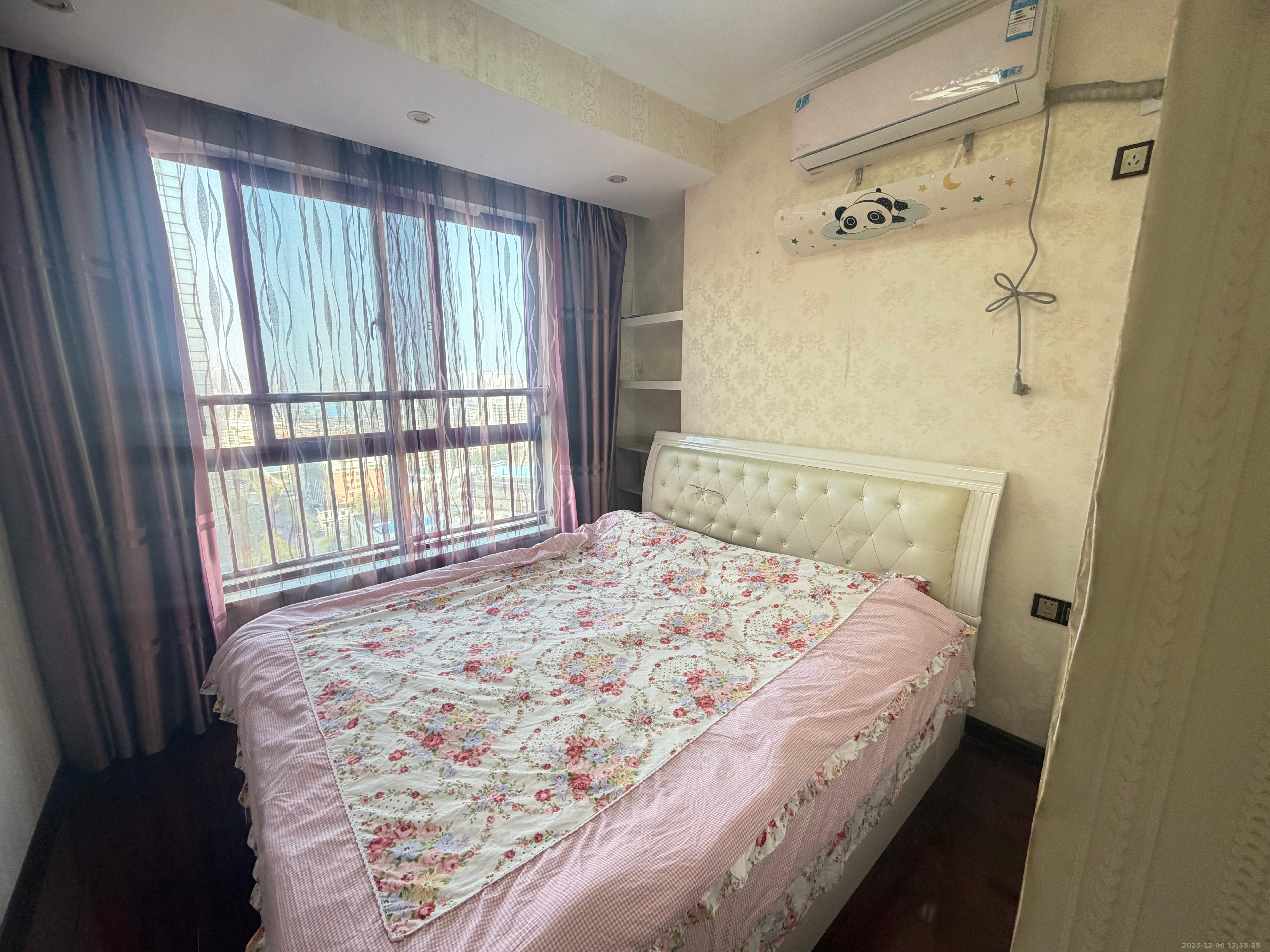 芒果天地(芒果雅苑)  2室2厅1卫    2280.0元/月室内图