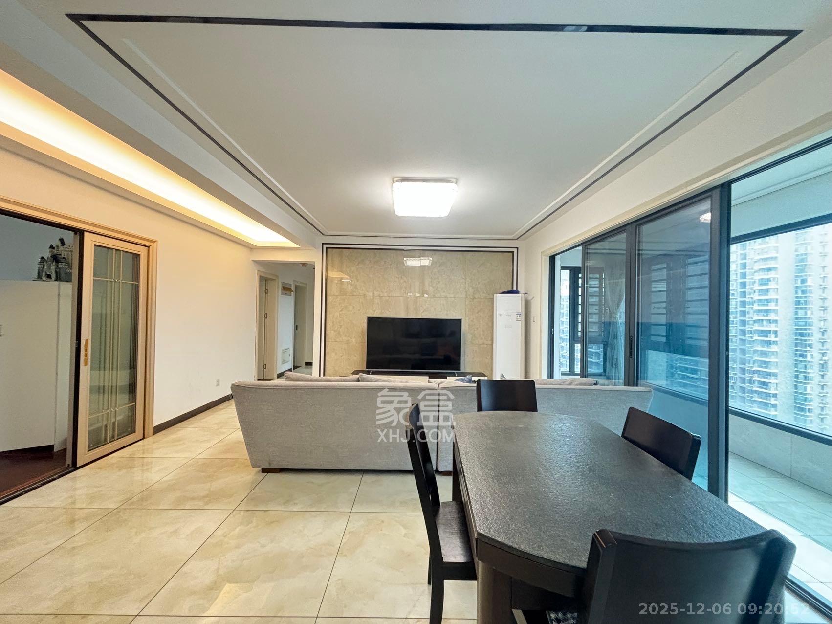 建发中央悦府  4室2厅2卫    4300.0元/月室内图