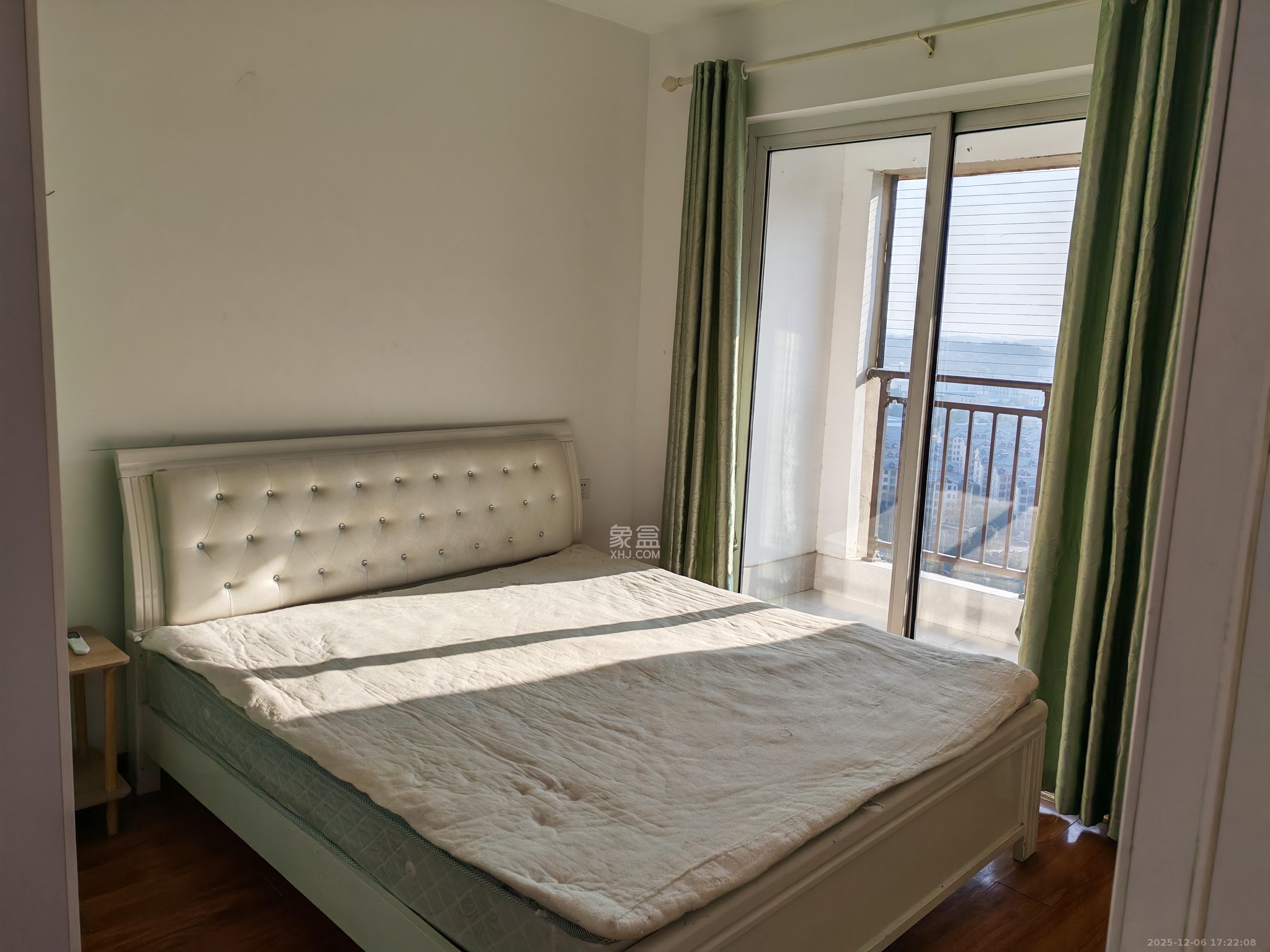 绿地新都会 1室0厅0卫 1800.0元/月 绿地新都会 1室0厅0卫 1800.0元/月室内图