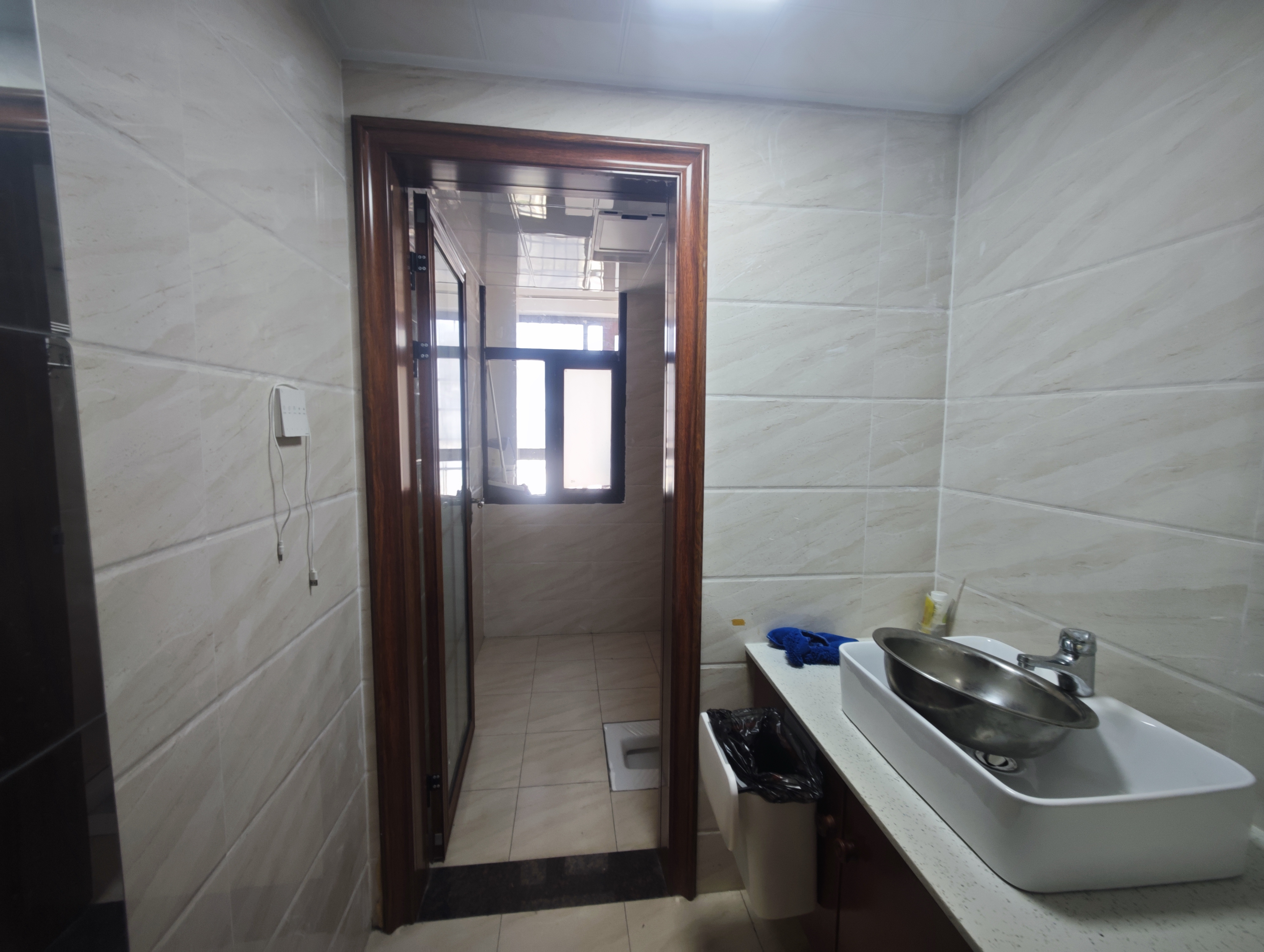 新概念  3室2厅2卫    1600.0元/月室内图