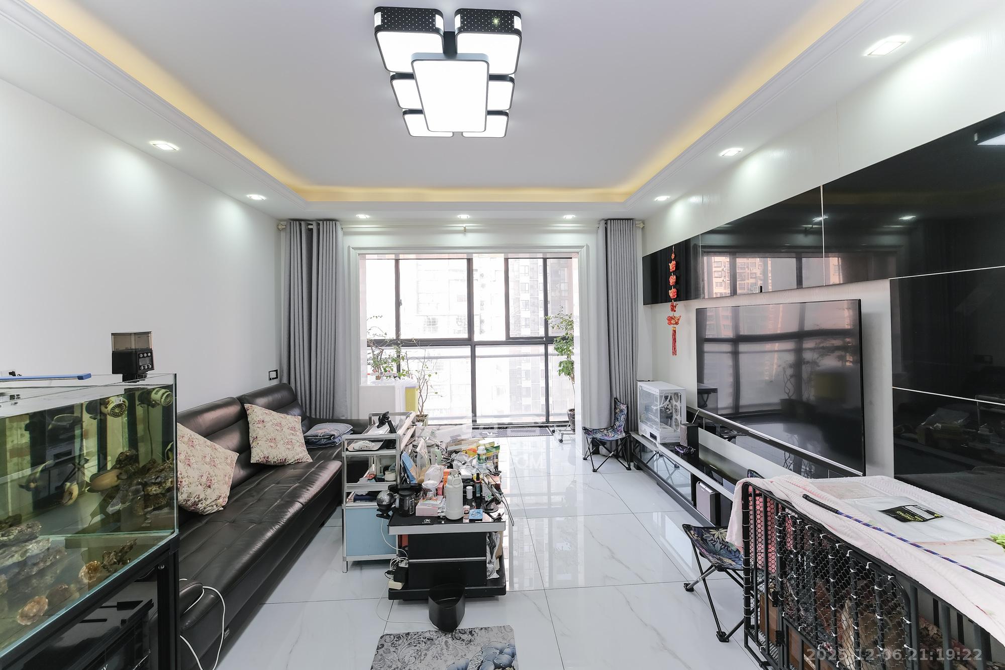 盛地尊域  1室2厅0卫    75.0万