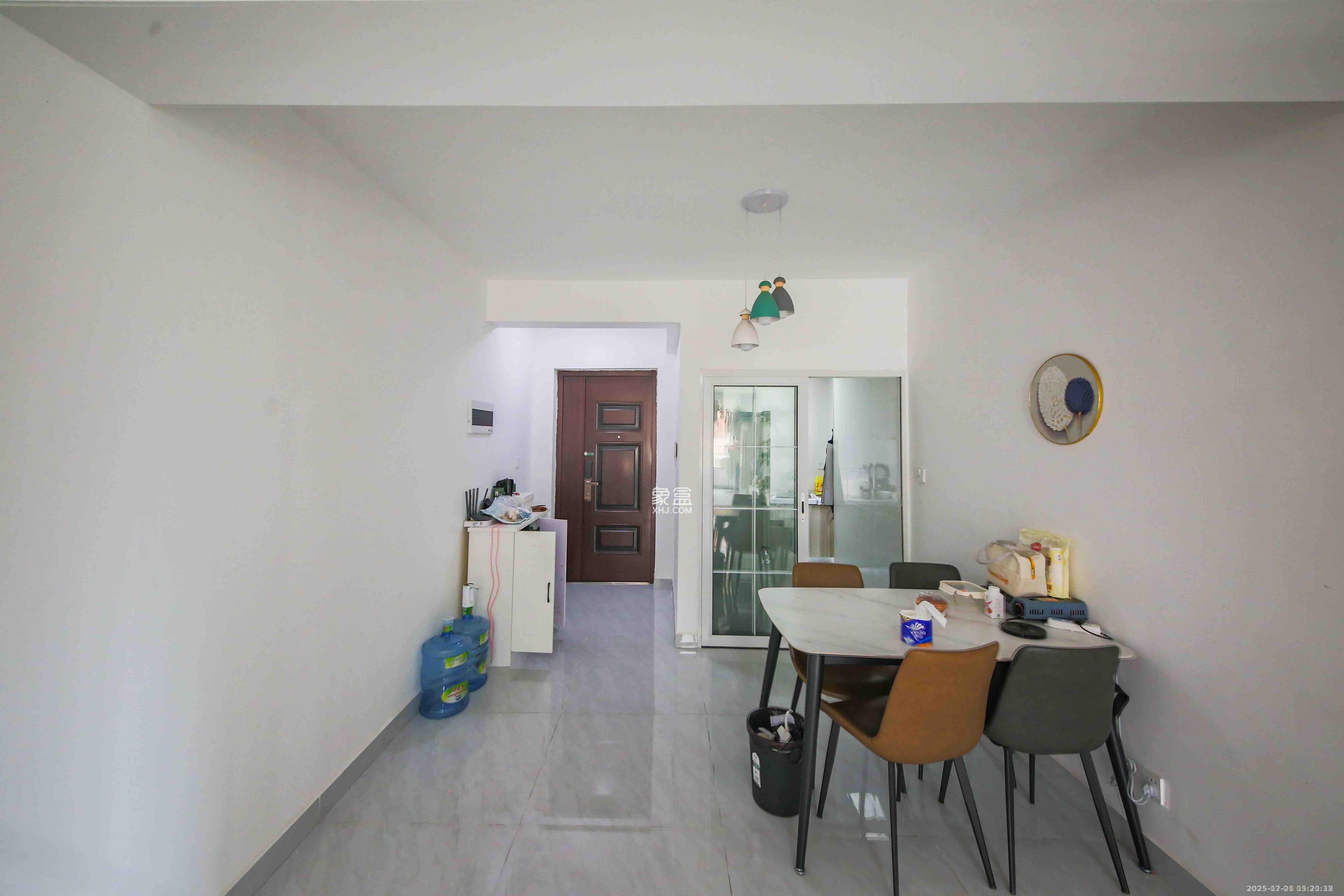 香缇雅苑(鑫远翡丽郡二期) 3室2厅1卫 2800.0元/月 香缇雅苑(鑫远翡丽郡二期) 3室2厅1卫 2800.0元/月室内图