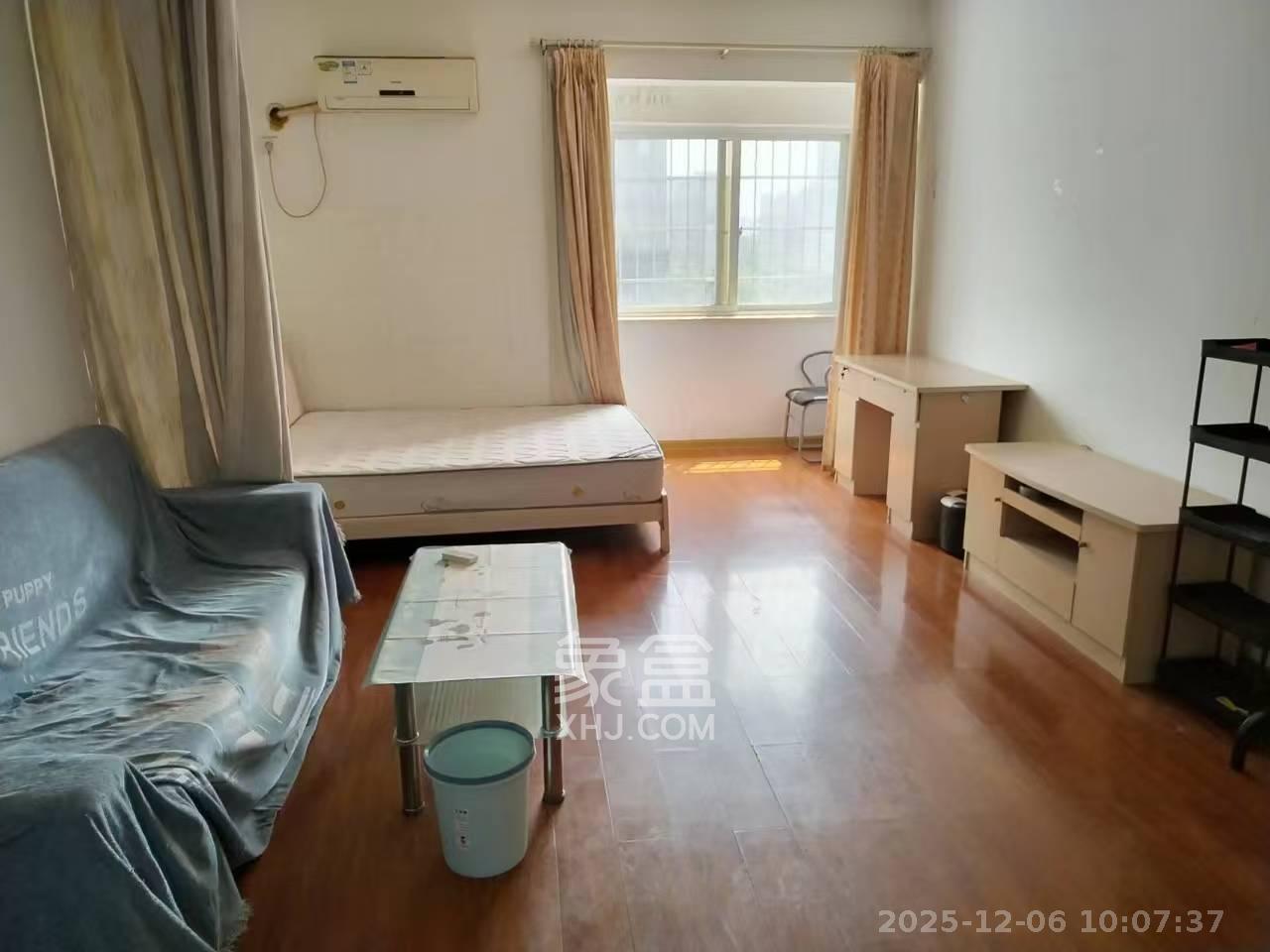 巧克力空间(建鸿达现代大厦) 1室1厅1卫 1100.0元/月 巧克力空间(建鸿达现代大厦) 1室1厅1卫 1100.0元/月室内图