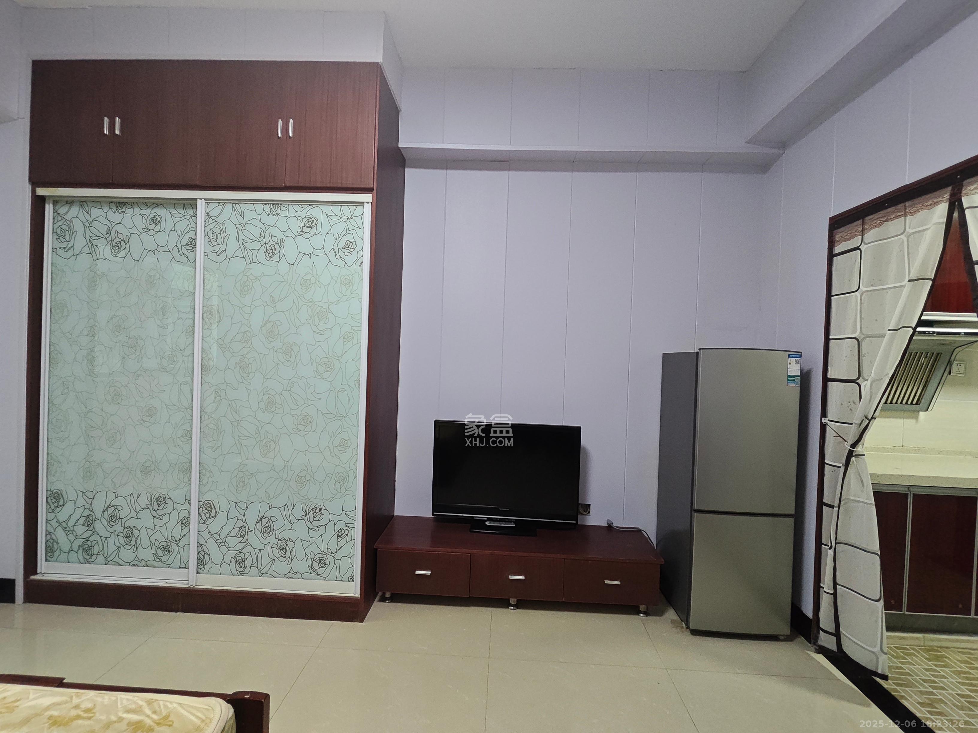 生活艺术城  1室1厅1卫    1100.0元/月室内图