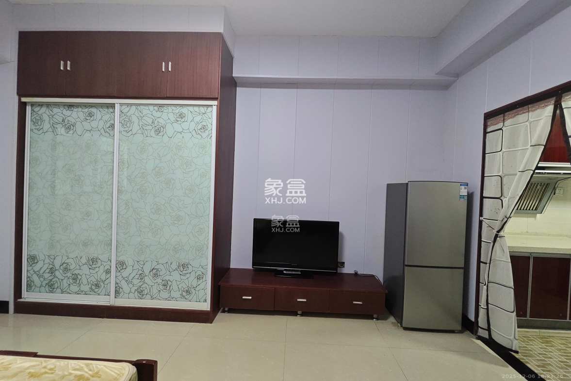 生活艺术城 1室1厅1卫 1100.0元/月 生活艺术城 1室1厅1卫 1100.0元/月室内图