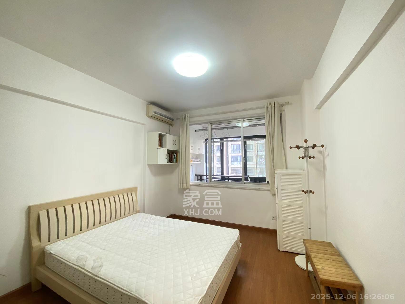 沁园春御院 3室2厅2卫 3500.0元/月 沁园春御院 3室2厅2卫 3500.0元/月室内图