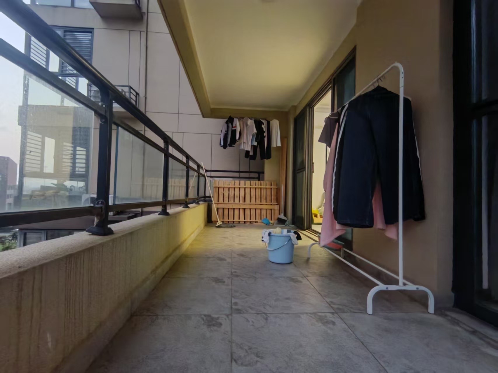 碧桂园公园上城  3室2厅2卫    2800.0元/月室内图