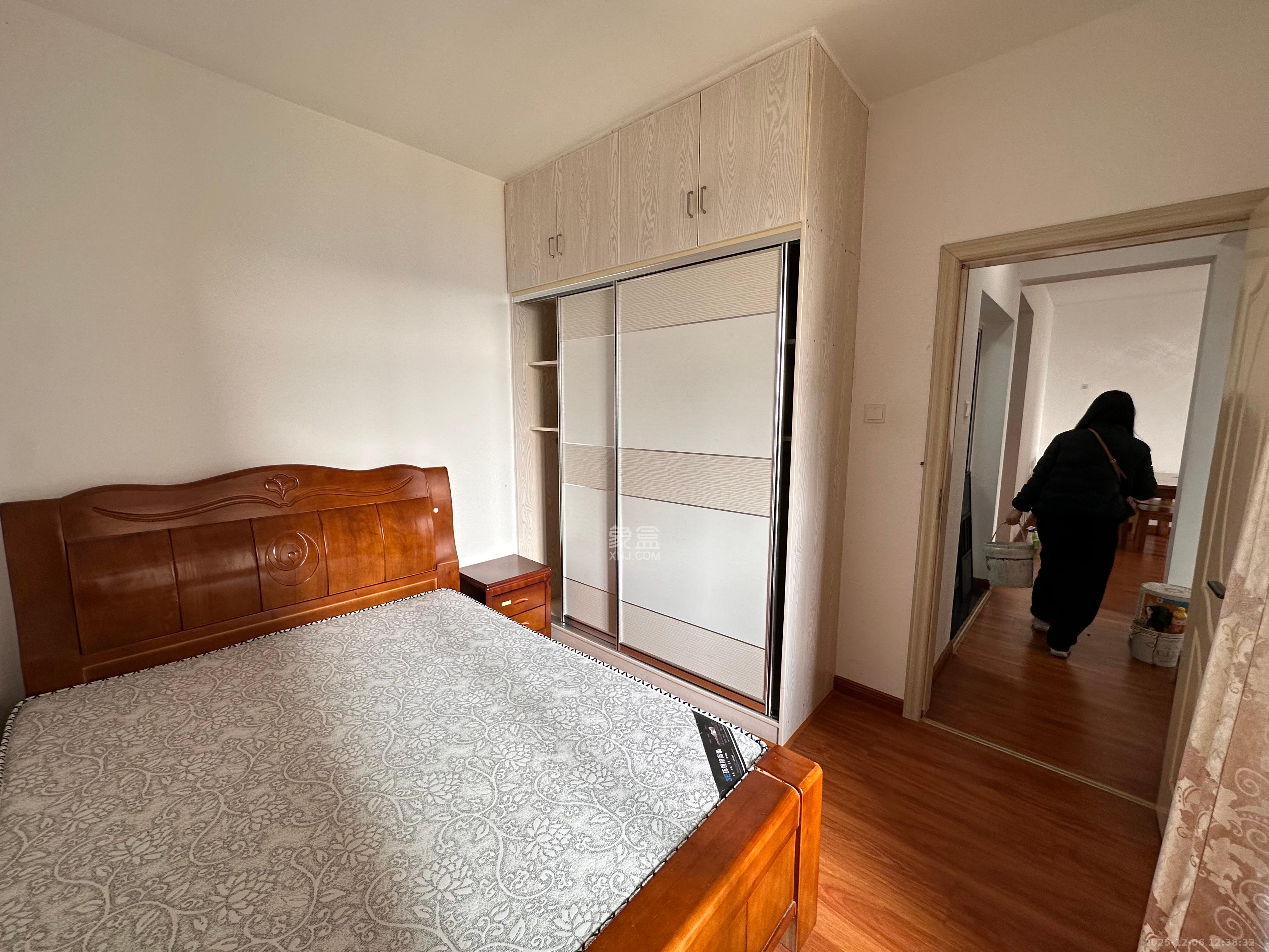 嘉雨兴园 2室1厅1卫 2400.0元/月 嘉雨兴园 2室1厅1卫 2400.0元/月室内图