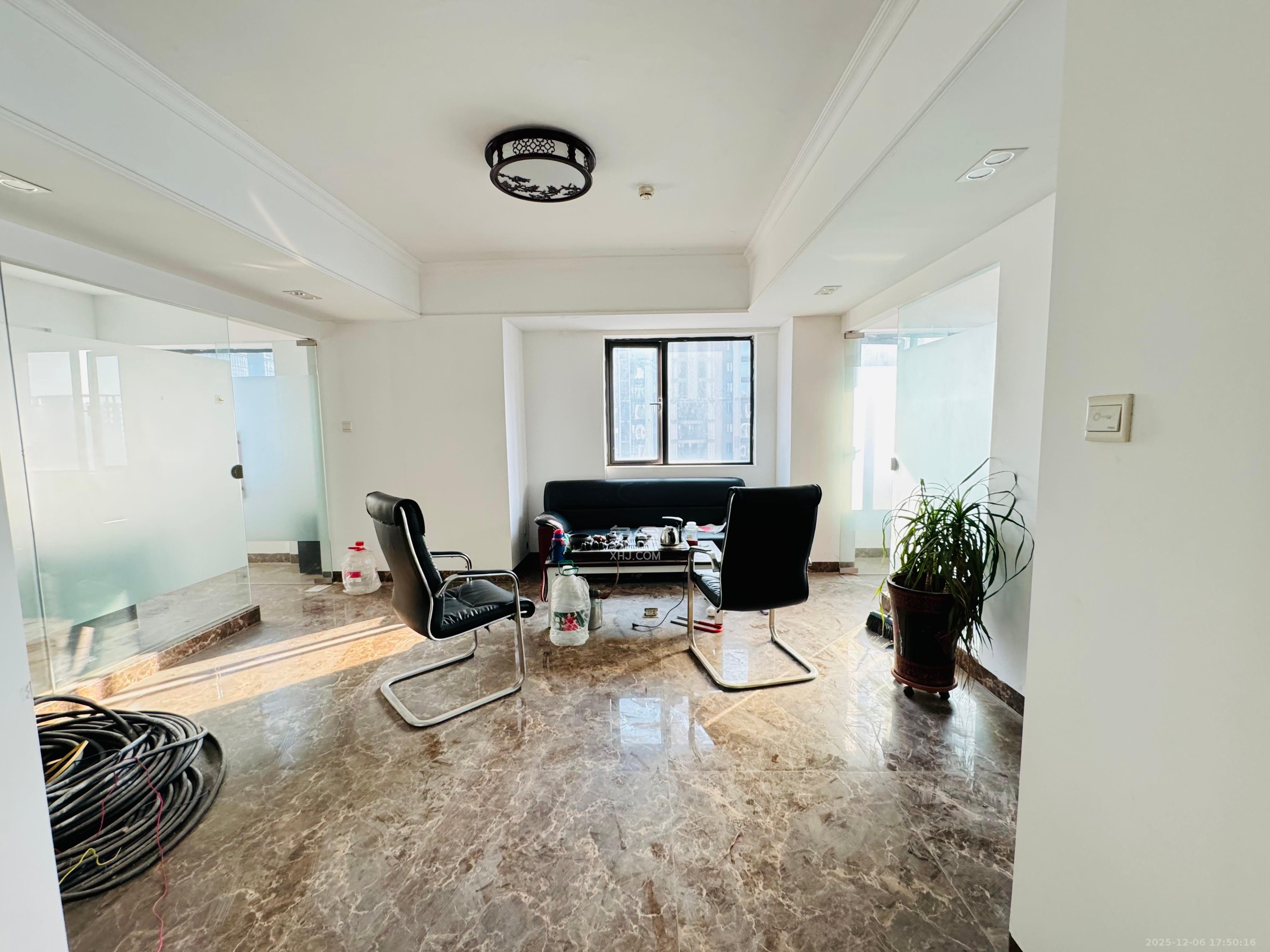 协信星澜汇   83.0㎡      3000.0元/月