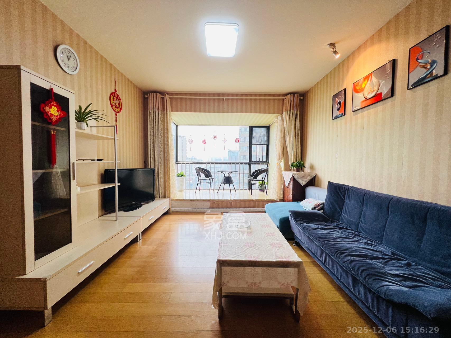 盛世美居荷园  3室2厅2卫    3000.0元/月