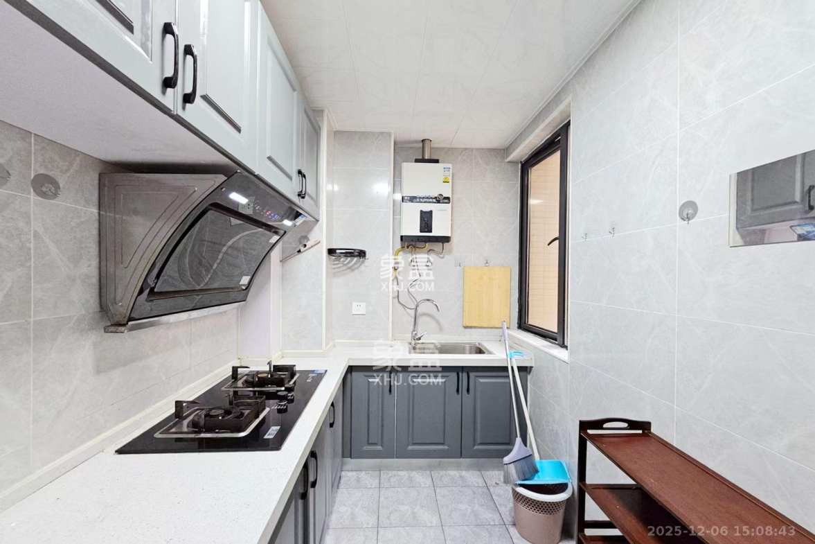 新城新世界四期柏樾 4室2厅2卫 2800.0元/月 新城新世界四期柏樾 4室2厅2卫 2800.0元/月室内图