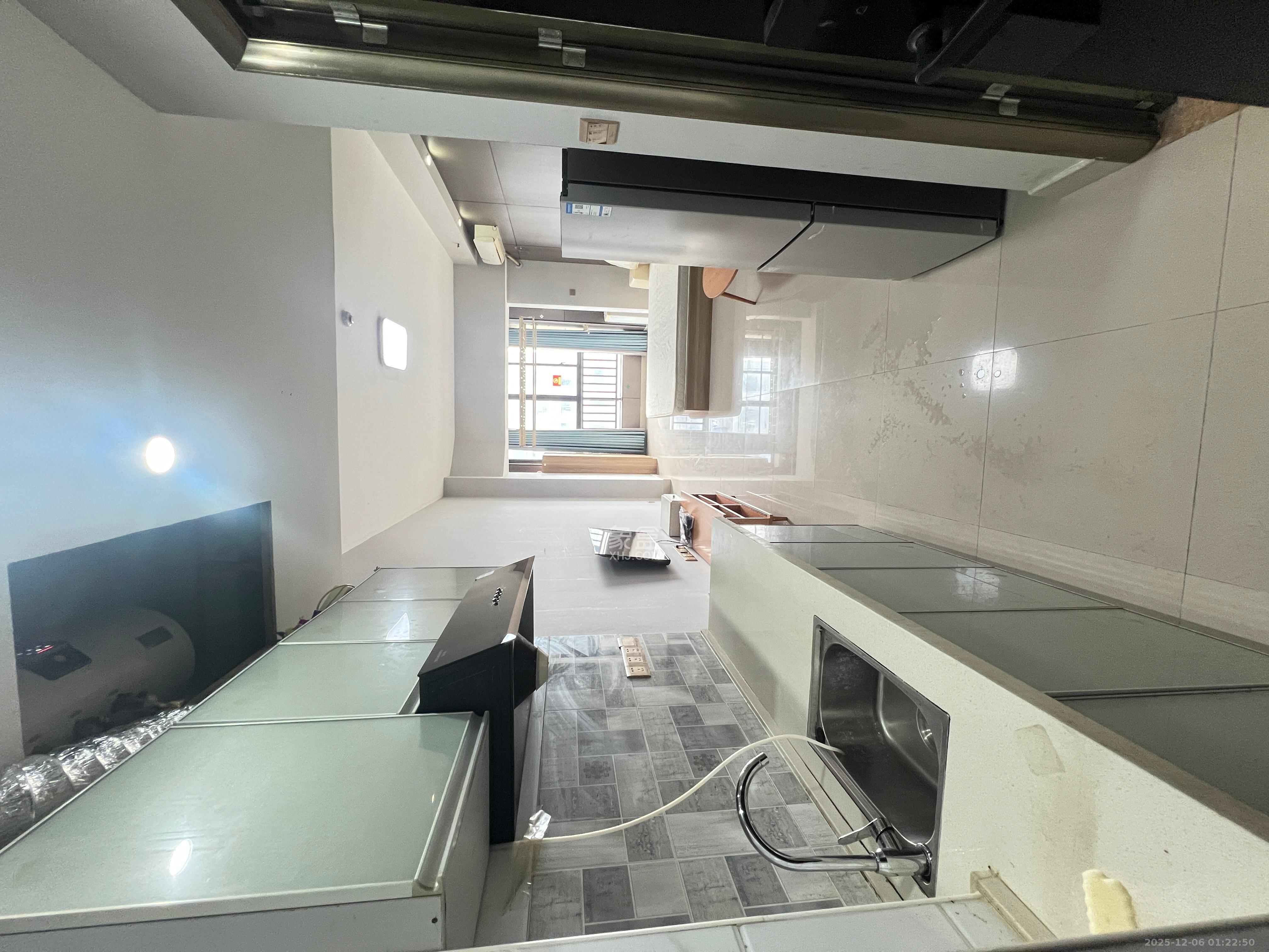 梅溪国际公寓（步步高新天地）  1室1厅1卫    1600.0元/月室内图